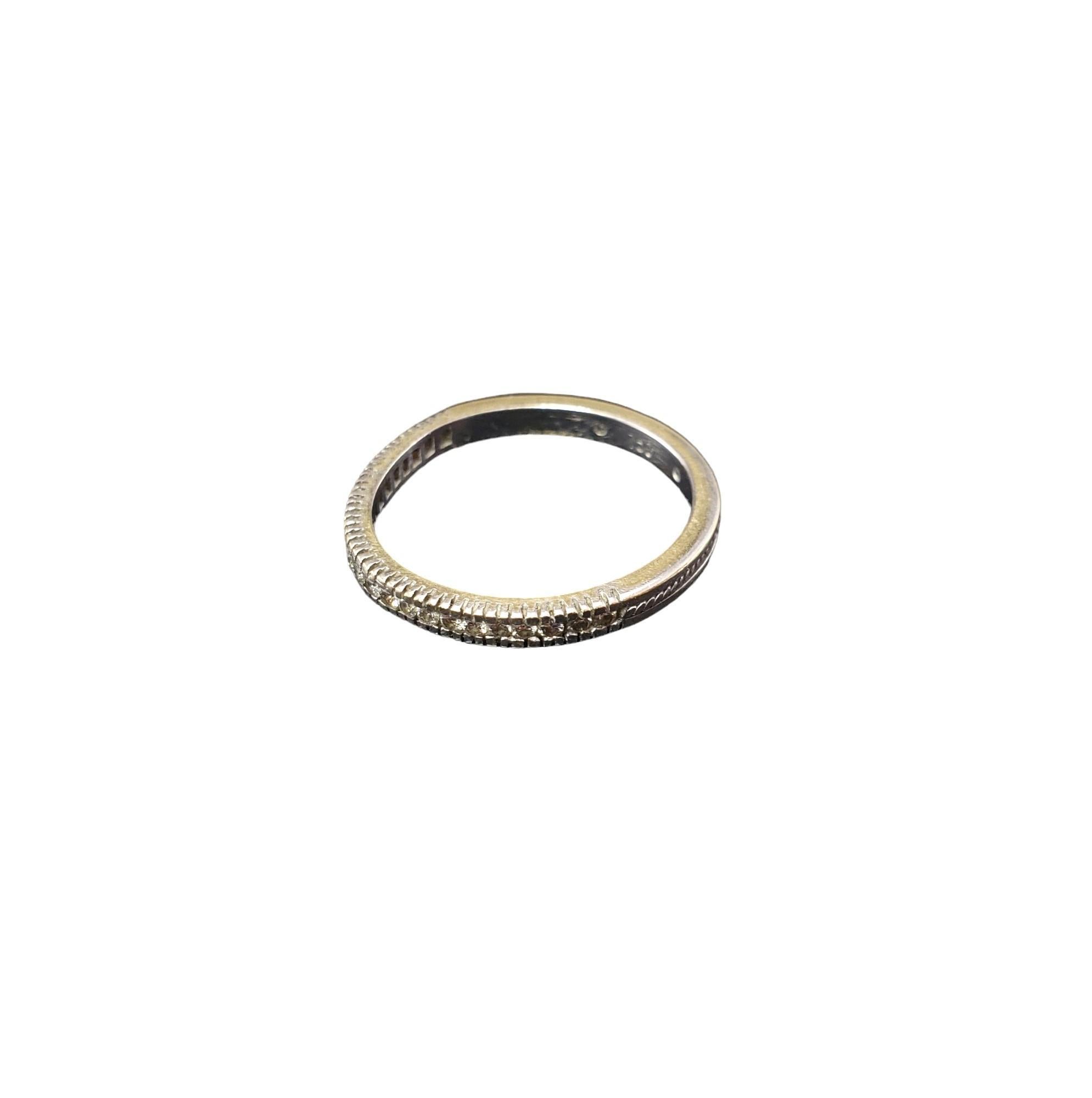 Bague jonc en or blanc 18 carats taille 7 n° 16119 Bon état - En vente à Washington Depot, CT
