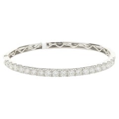 18 Karat White Gold Diamond Bangle Bracelet