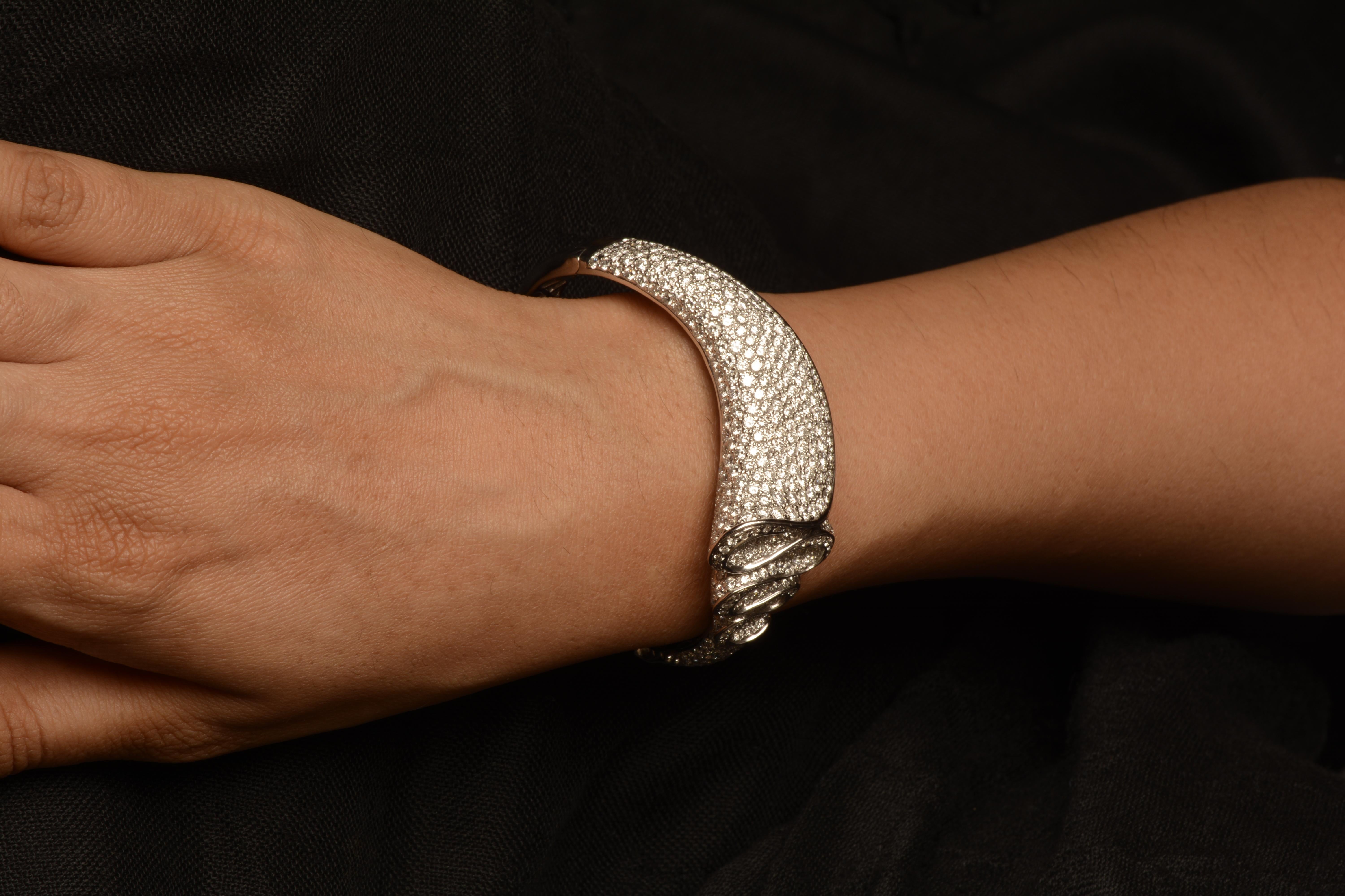 Women's 18 Karat White Gold Diamond Bracelet