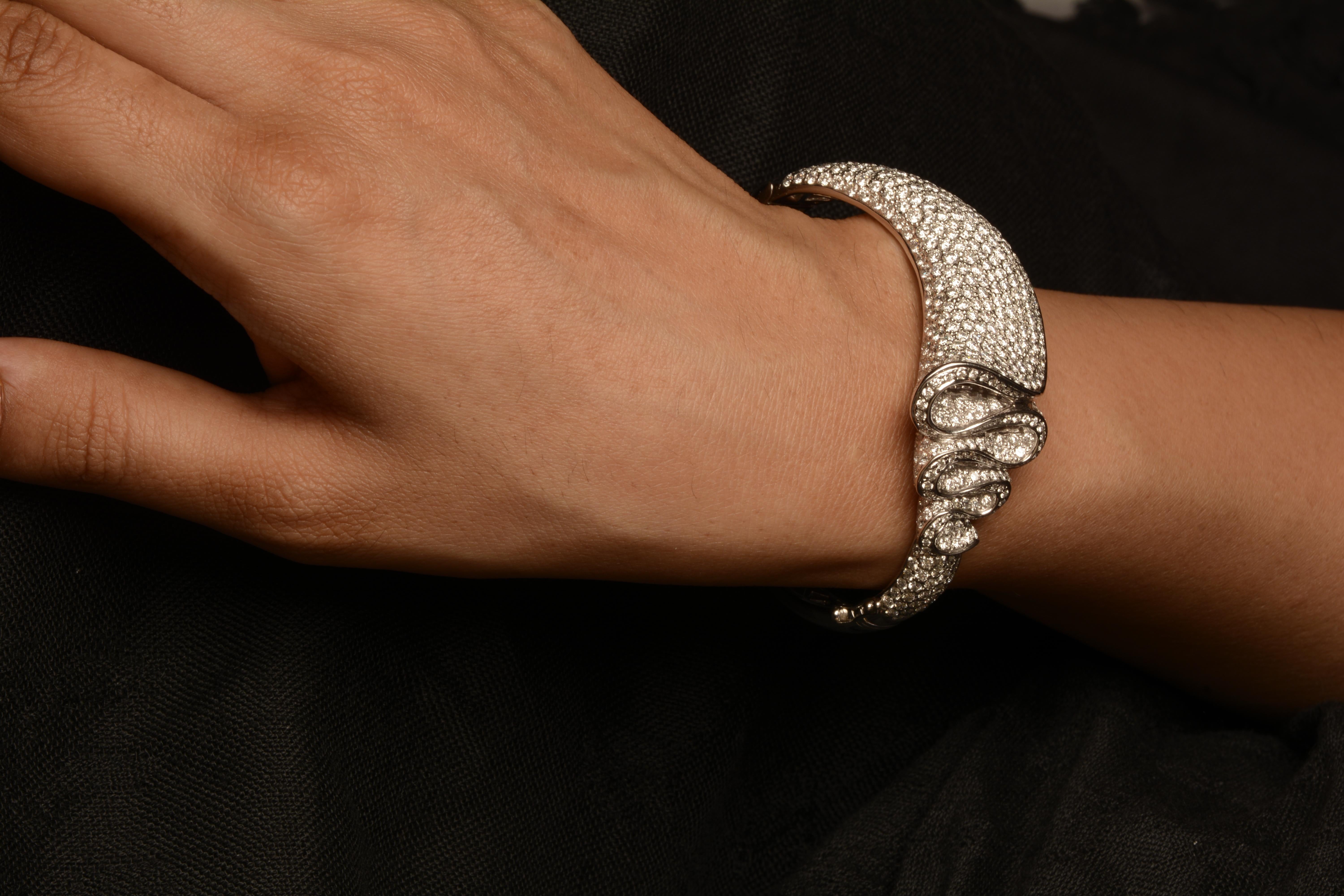18 Karat White Gold Diamond Bracelet 1