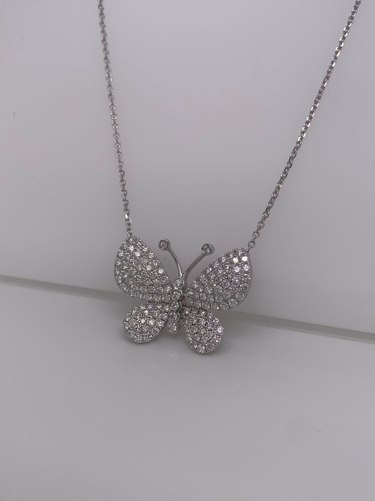 Taille ronde Collier papillon en or blanc 18 carats et diamants en vente