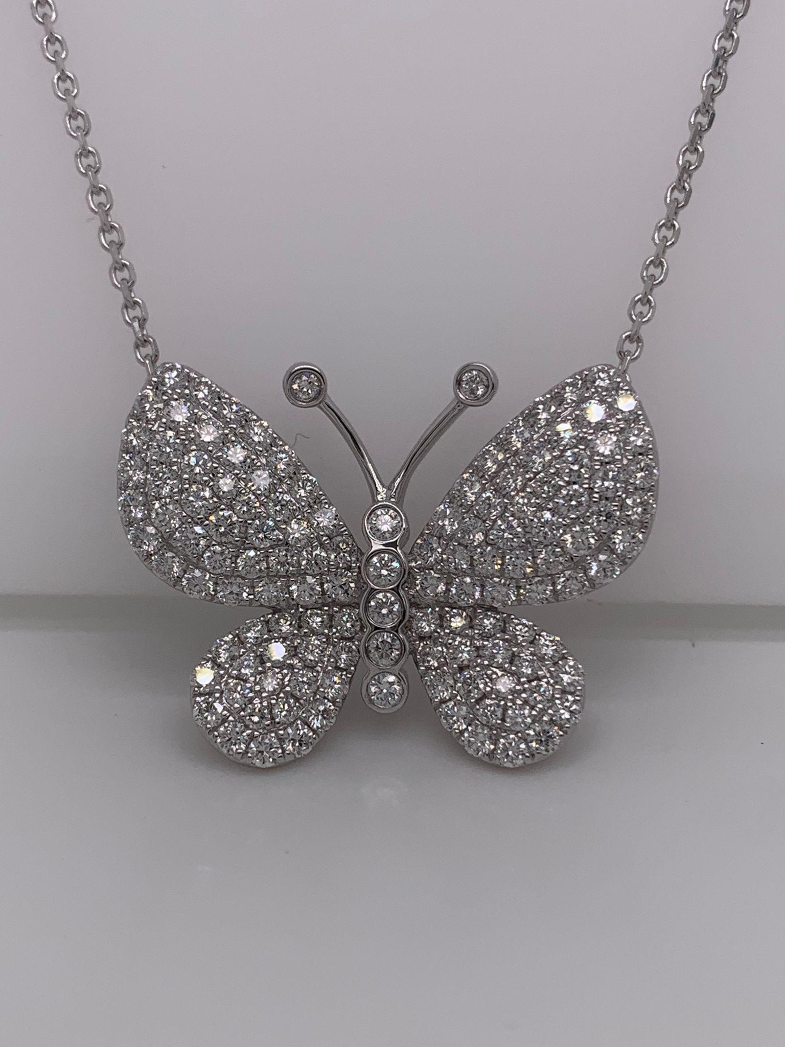 18 Karat Weißgold Schmetterlingshalskette mit Diamanten im Zustand „Neu“ im Angebot in Great Neck, NY
