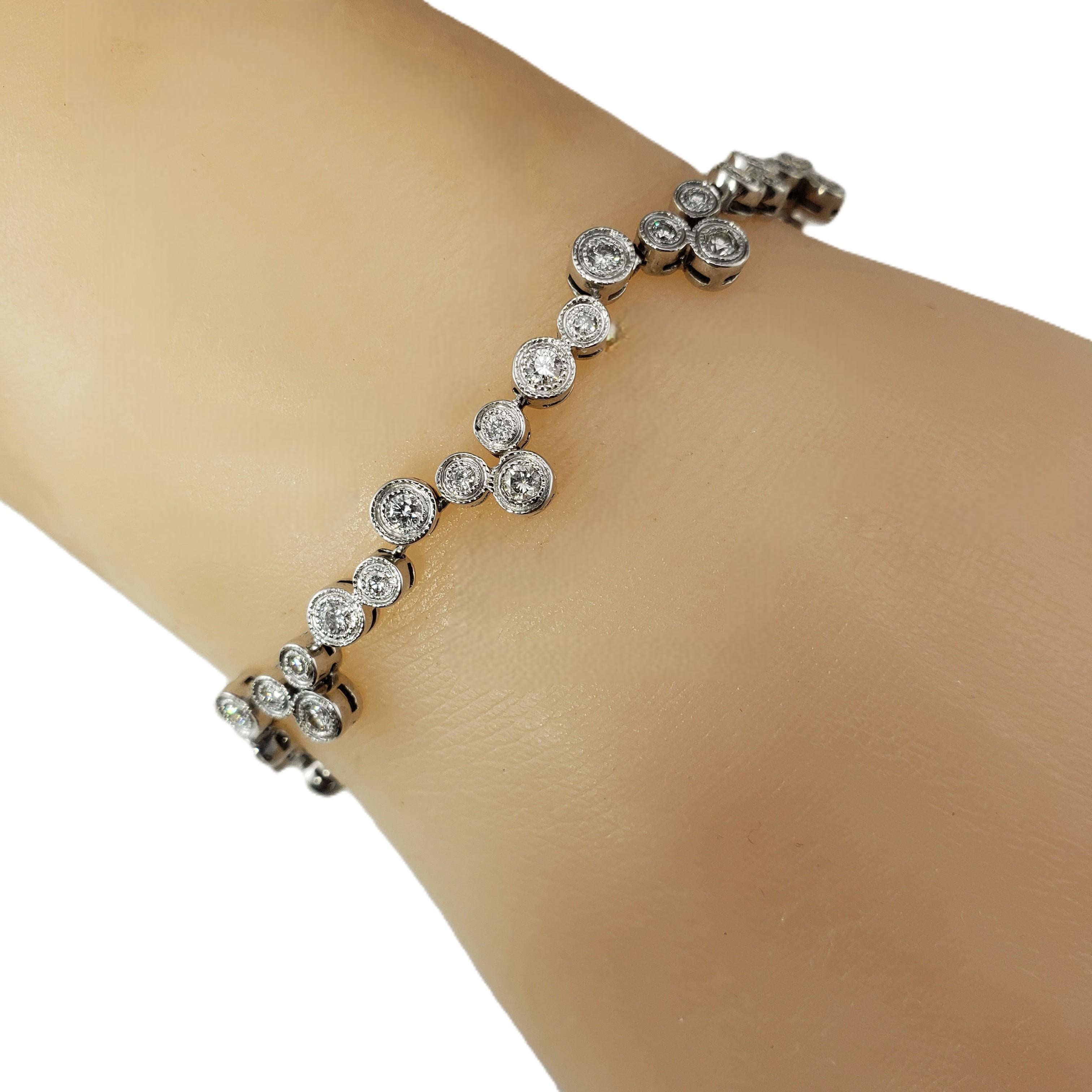18 Karat White Gold Diamond Circle Design Tennis Bracelet #21794 im Angebot 1