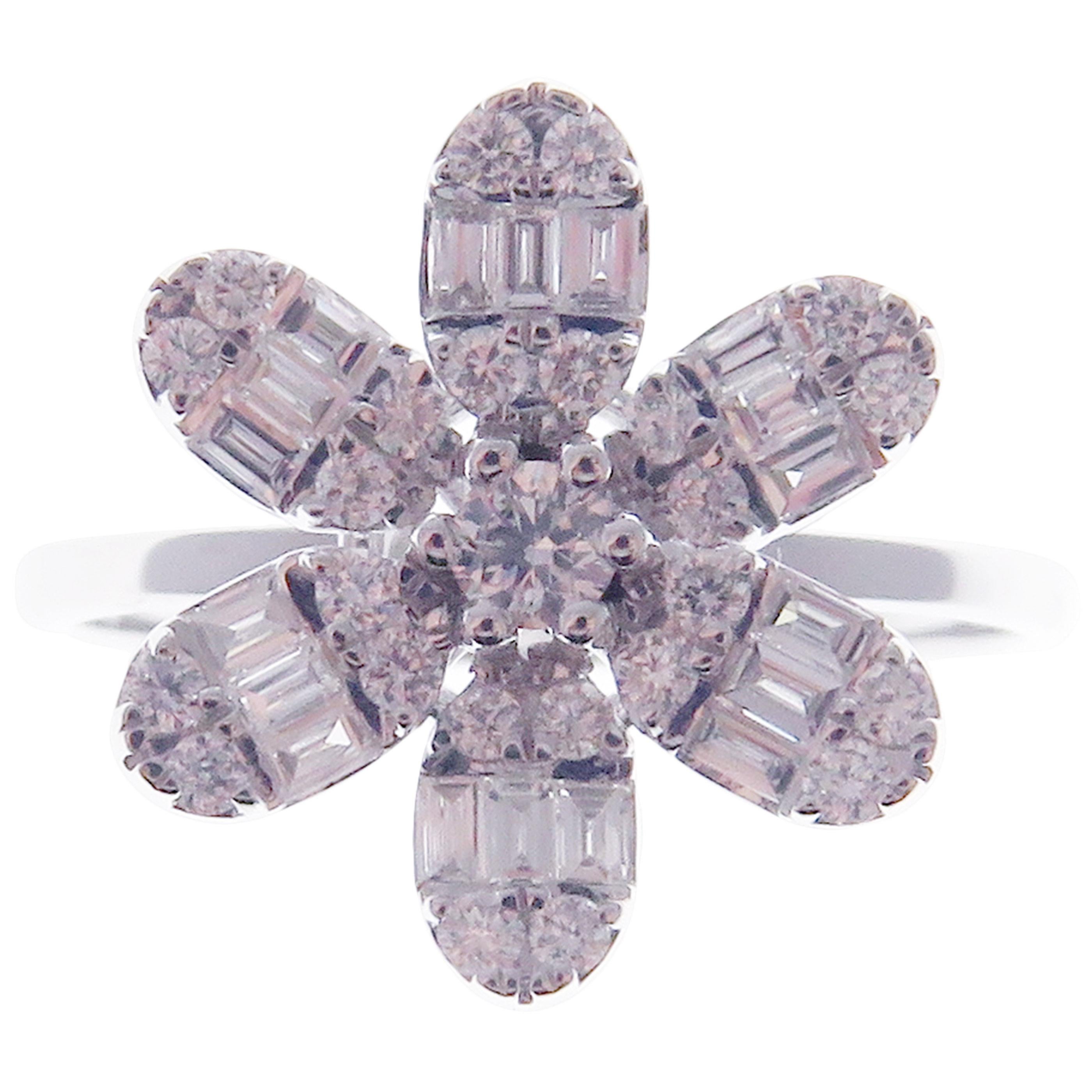 18 Karat Weißgold Diamant-Cluster-Llusion-Ring mit Illusion für Damen oder Herren im Angebot