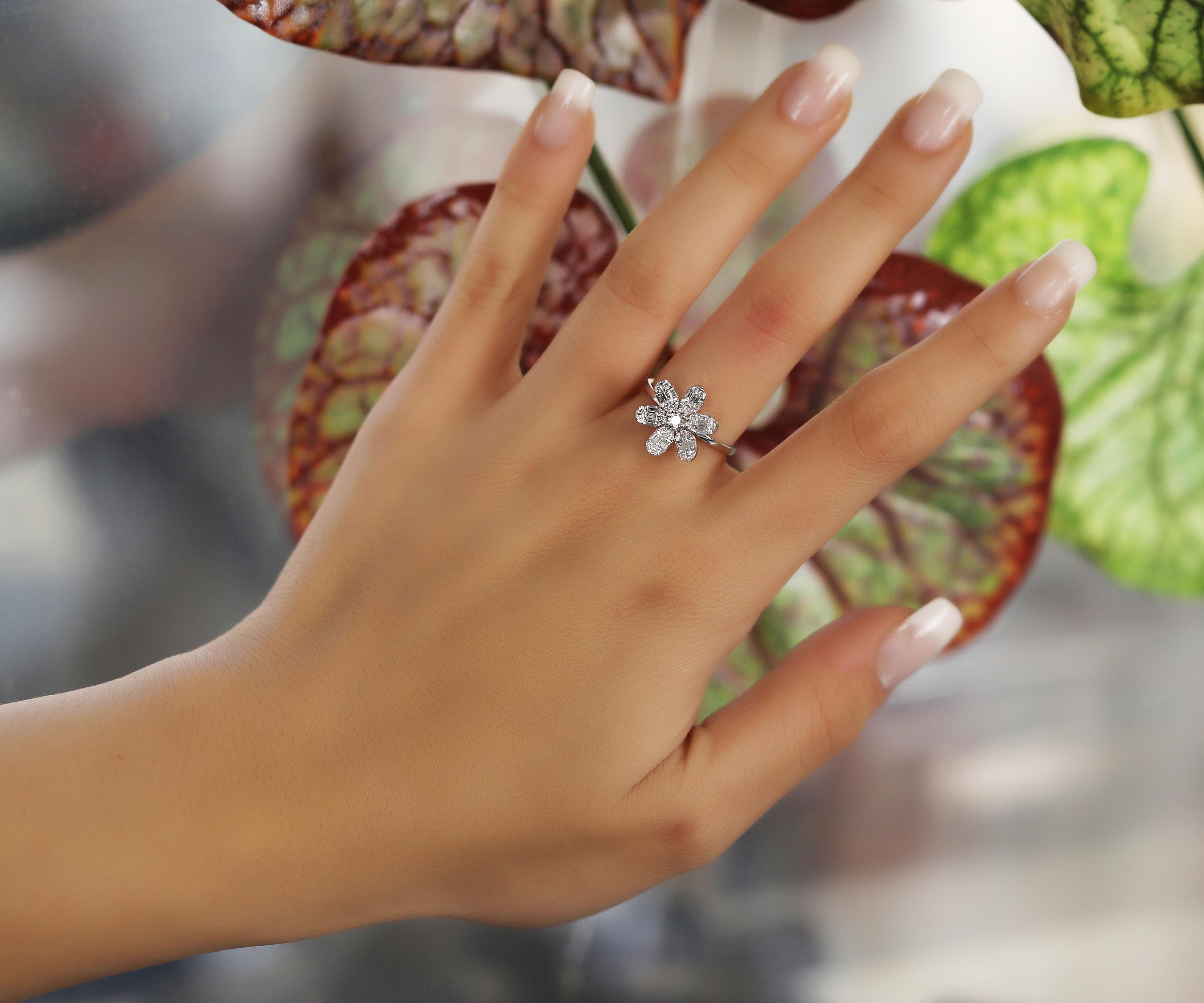 18 Karat Weißgold Diamant-Cluster-Llusion-Ring mit Illusion im Angebot 1