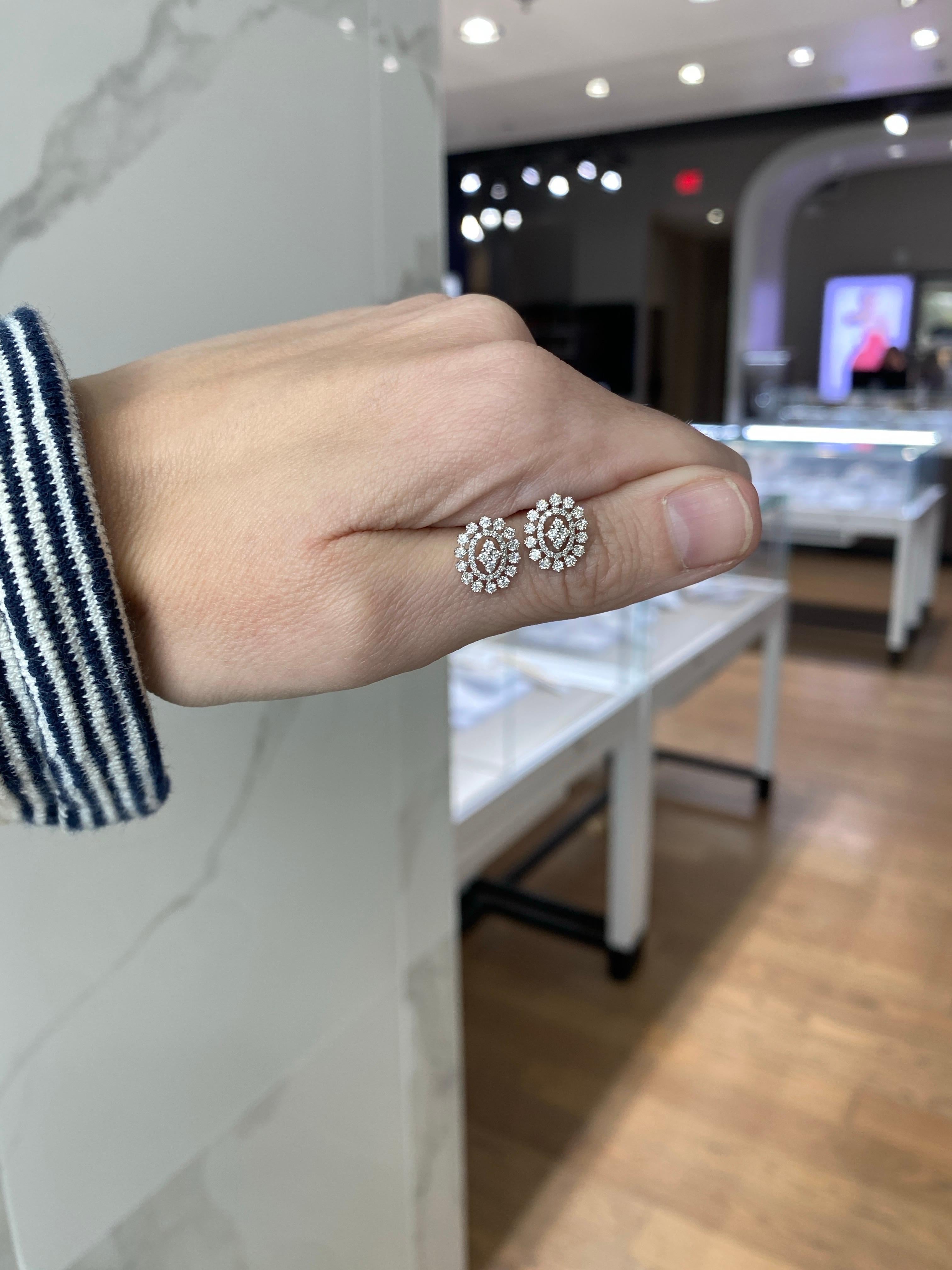 18 Karat Weißgold Diamant-Cluster-Ohrstecker 8
