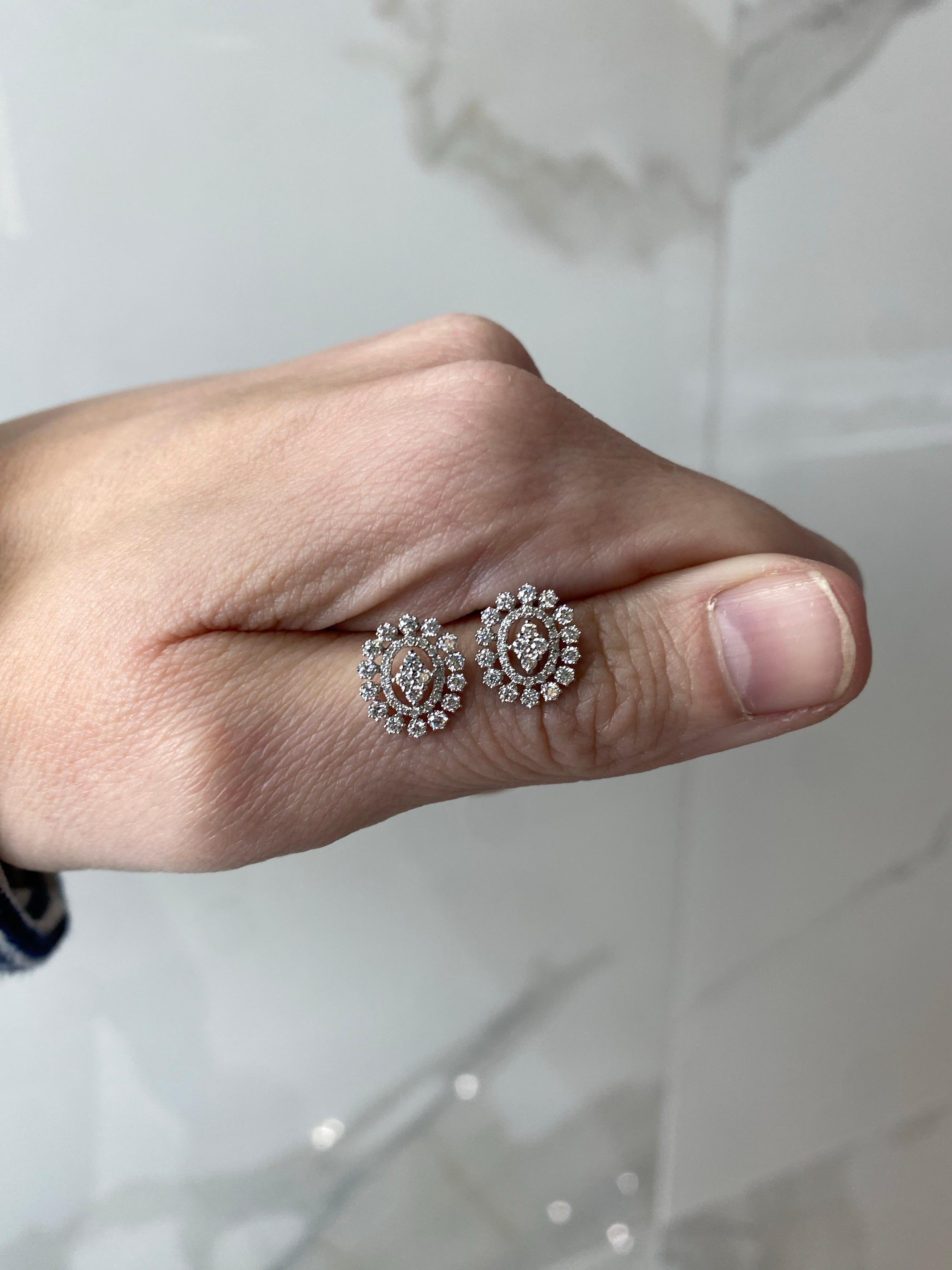 18 Karat Weißgold Diamant-Cluster-Ohrstecker 9