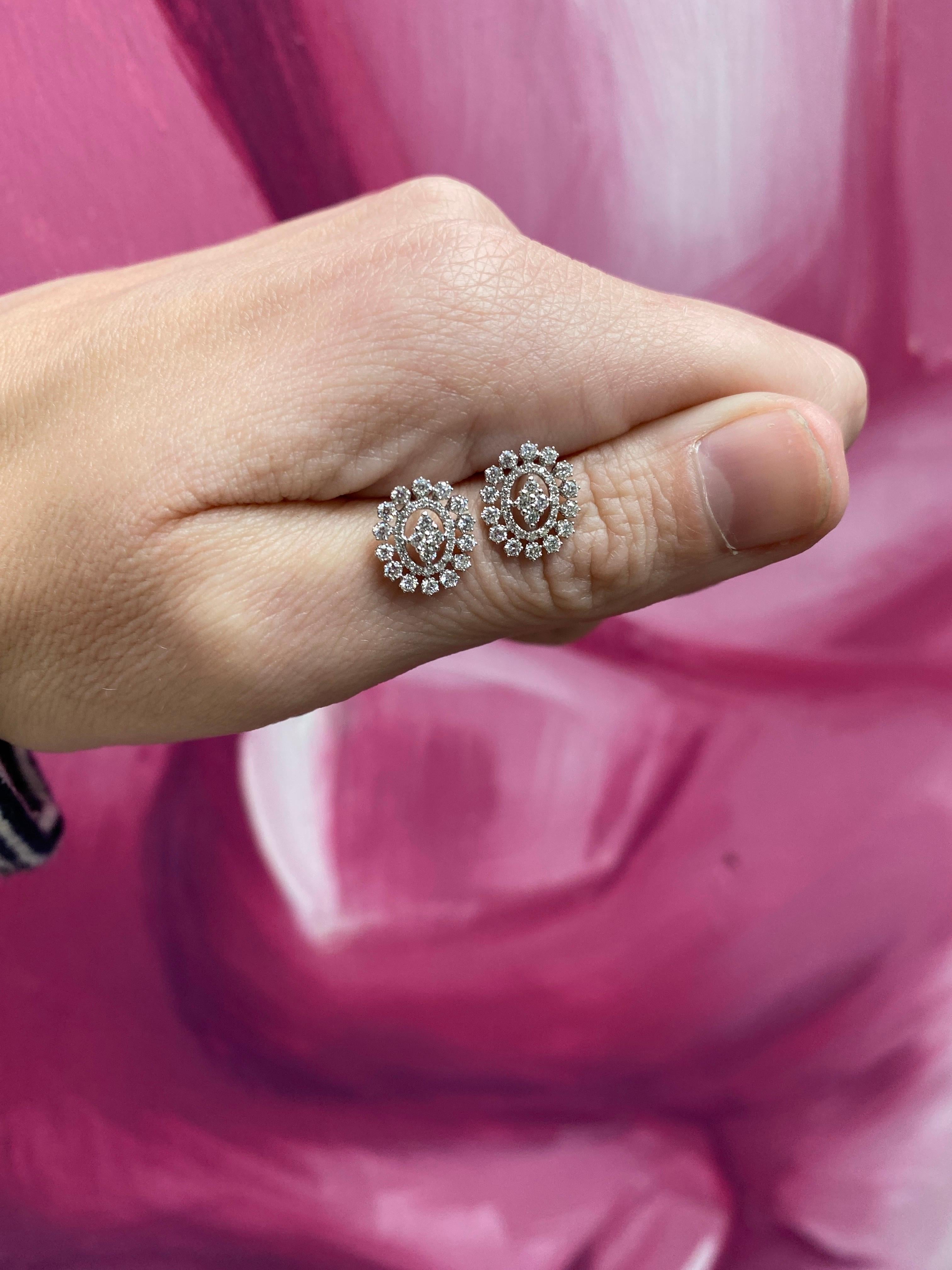 18 Karat Weißgold Diamant-Cluster-Ohrstecker 4