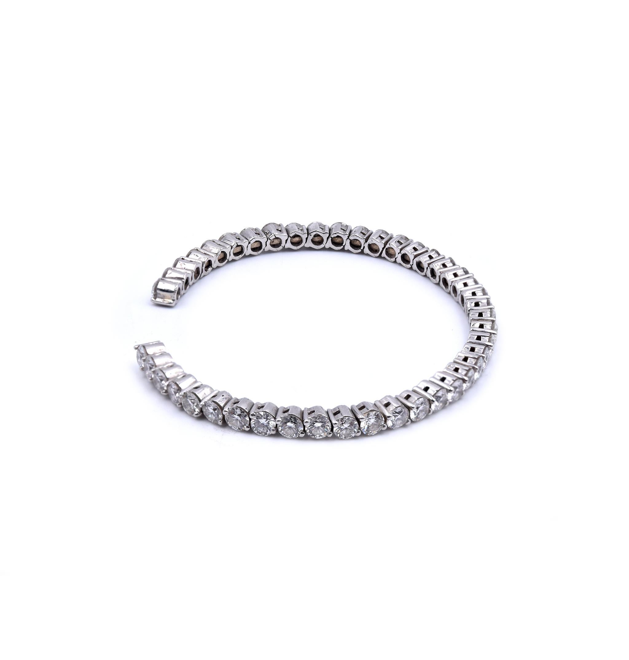Round Cut 18 Karat White Gold Diamond Cuff Bracelet