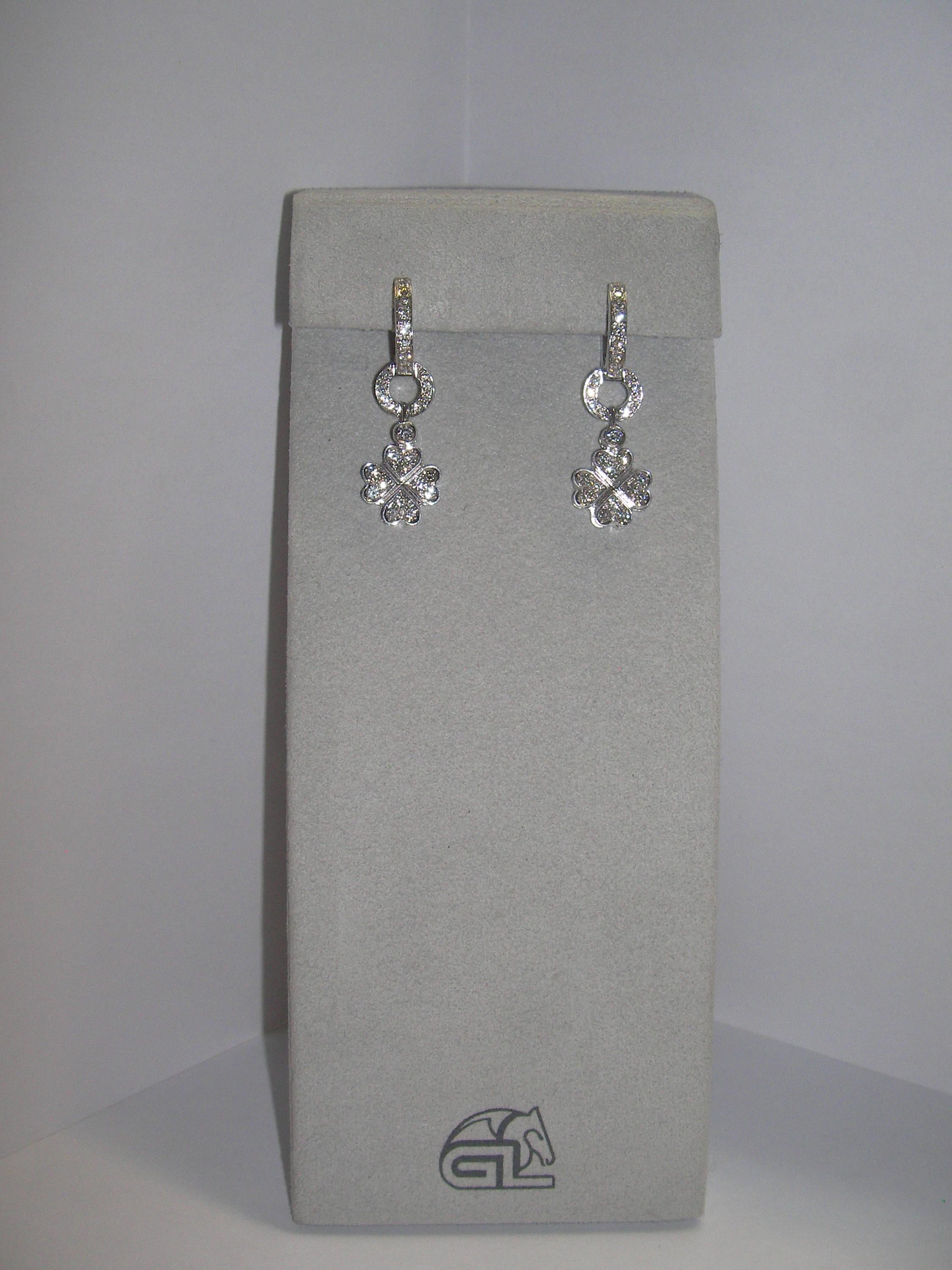 Brilliant Cut 18 Karat White Gold Diamond Dangle Earrings