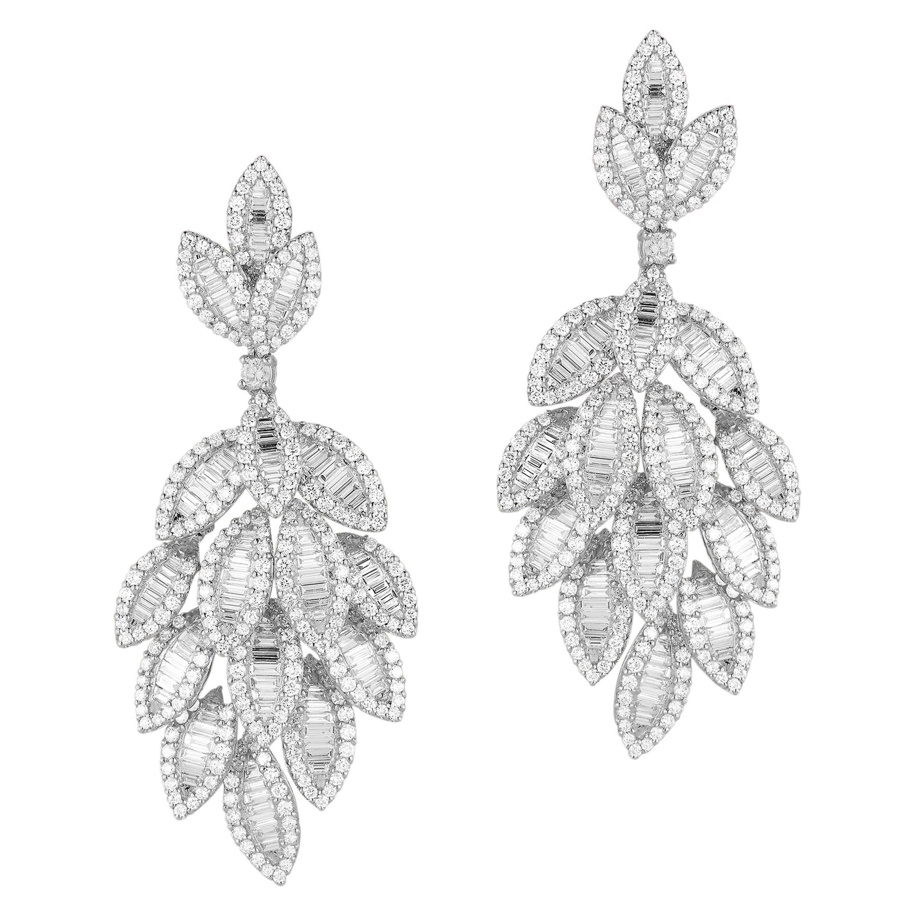 18 Karat White Gold Diamond Dangle Earrings Total 731 Stones Weighing 9.94 Carat For Sale