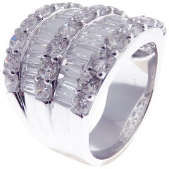 18 Karat Weißgold Diamant Doppelreihiges Baguette-Ring Fancy Ring