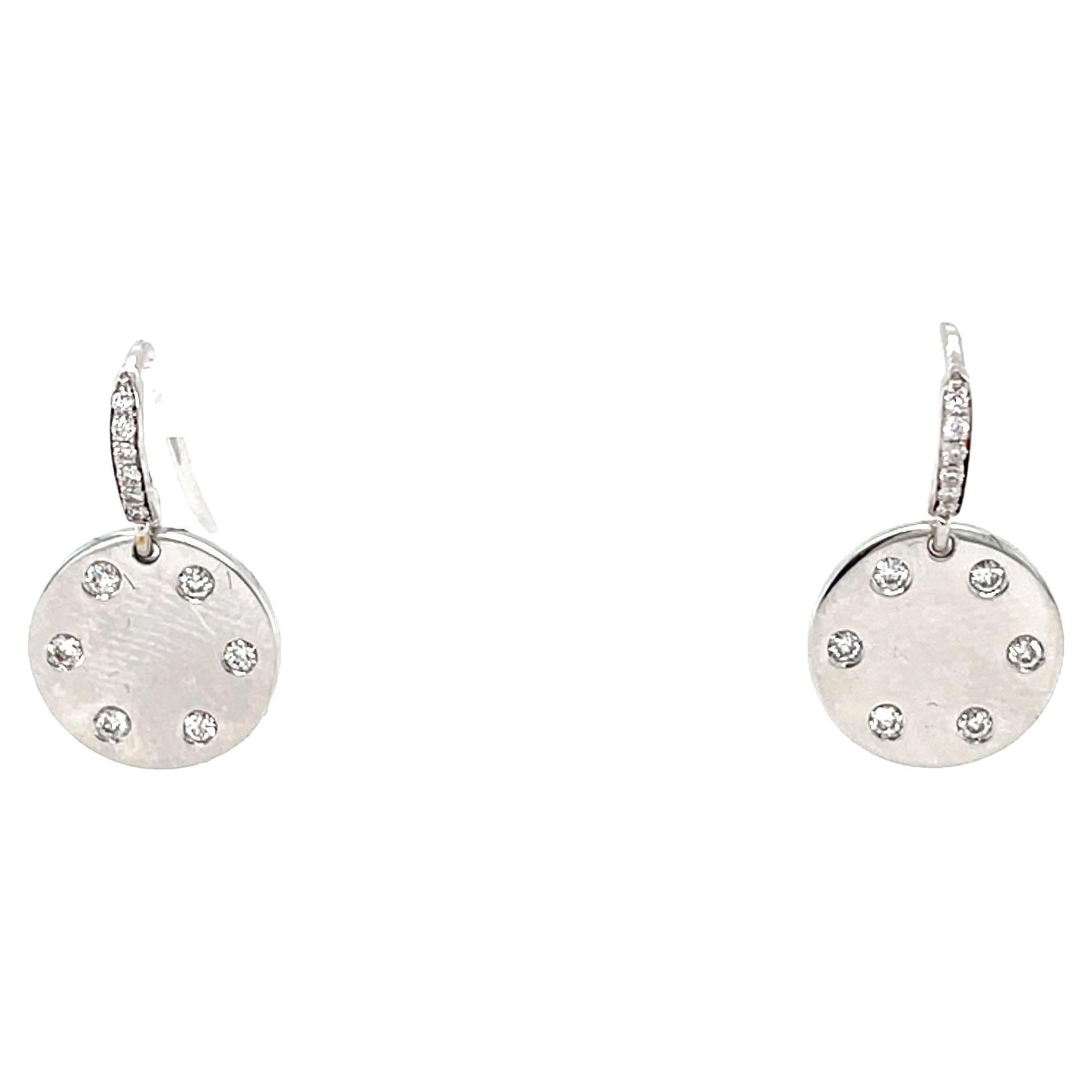 18 Karat White Gold Diamond Drop Earrings For Sale