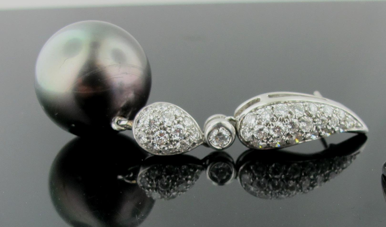 Round Cut 18 Karat White Gold Diamond Drop Earrings with Black Tahitian Pearls