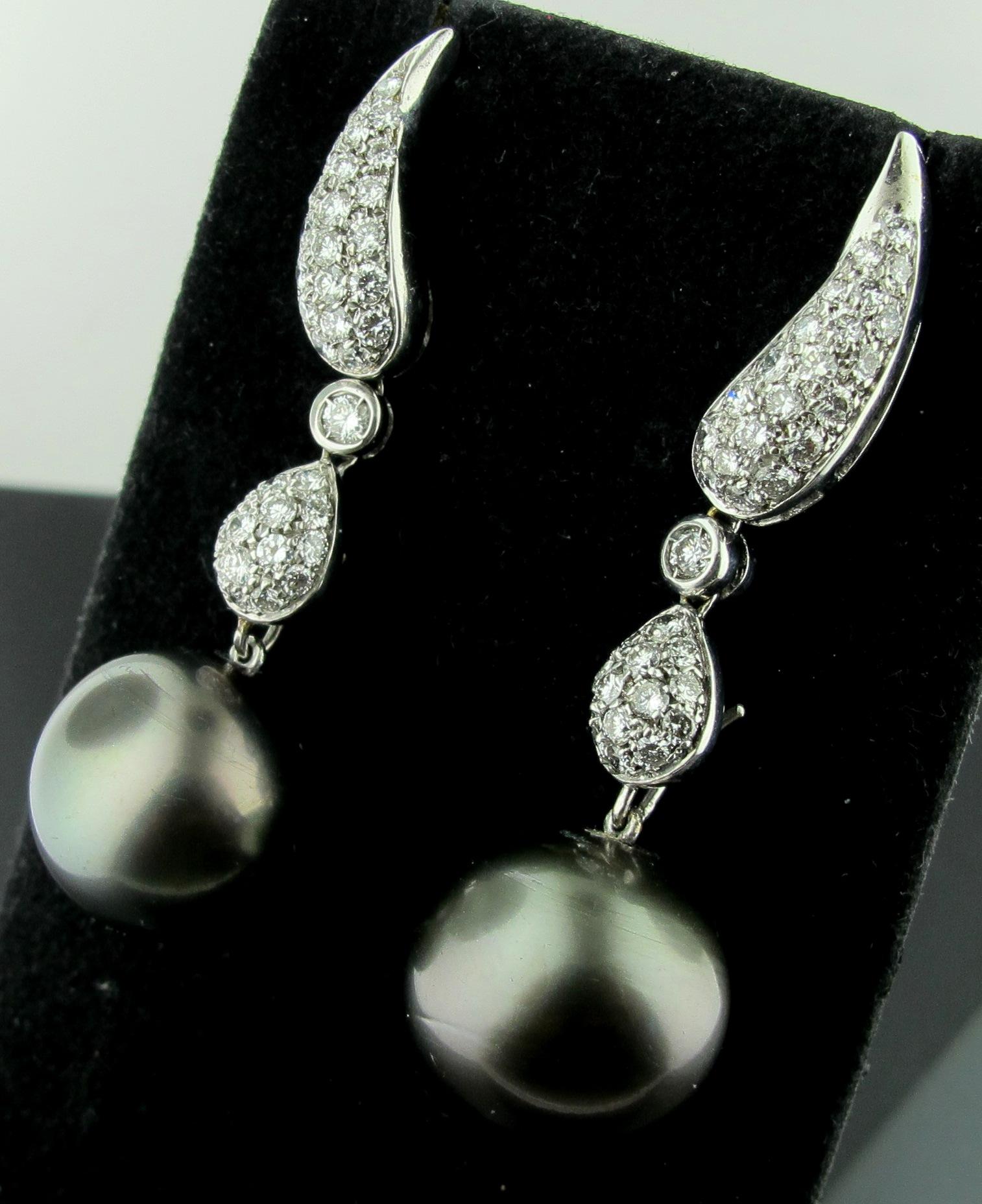 18 Karat White Gold Diamond Drop Earrings with Black Tahitian Pearls 2