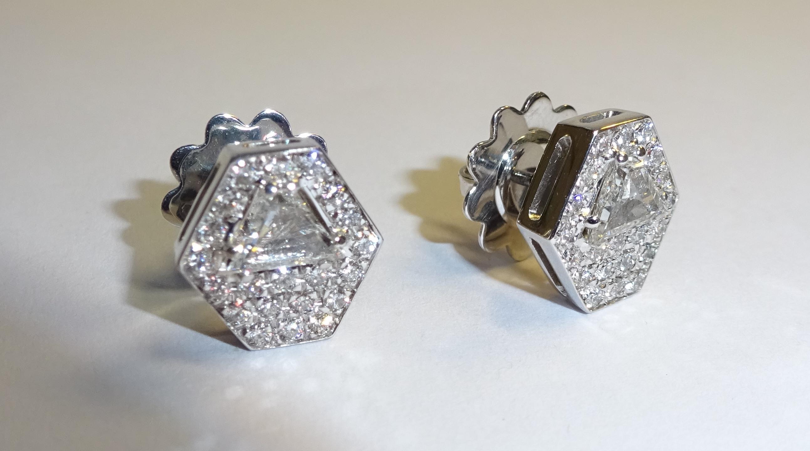 18 Karat Weißgold Diamant  Ohrringe Damen im Angebot