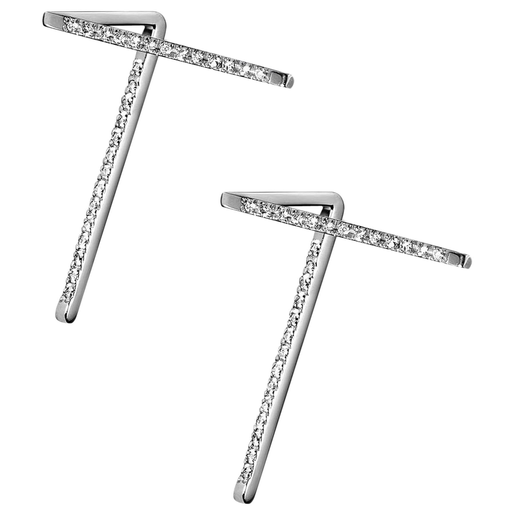 18 Karat White Gold Diamond Earrings For Sale