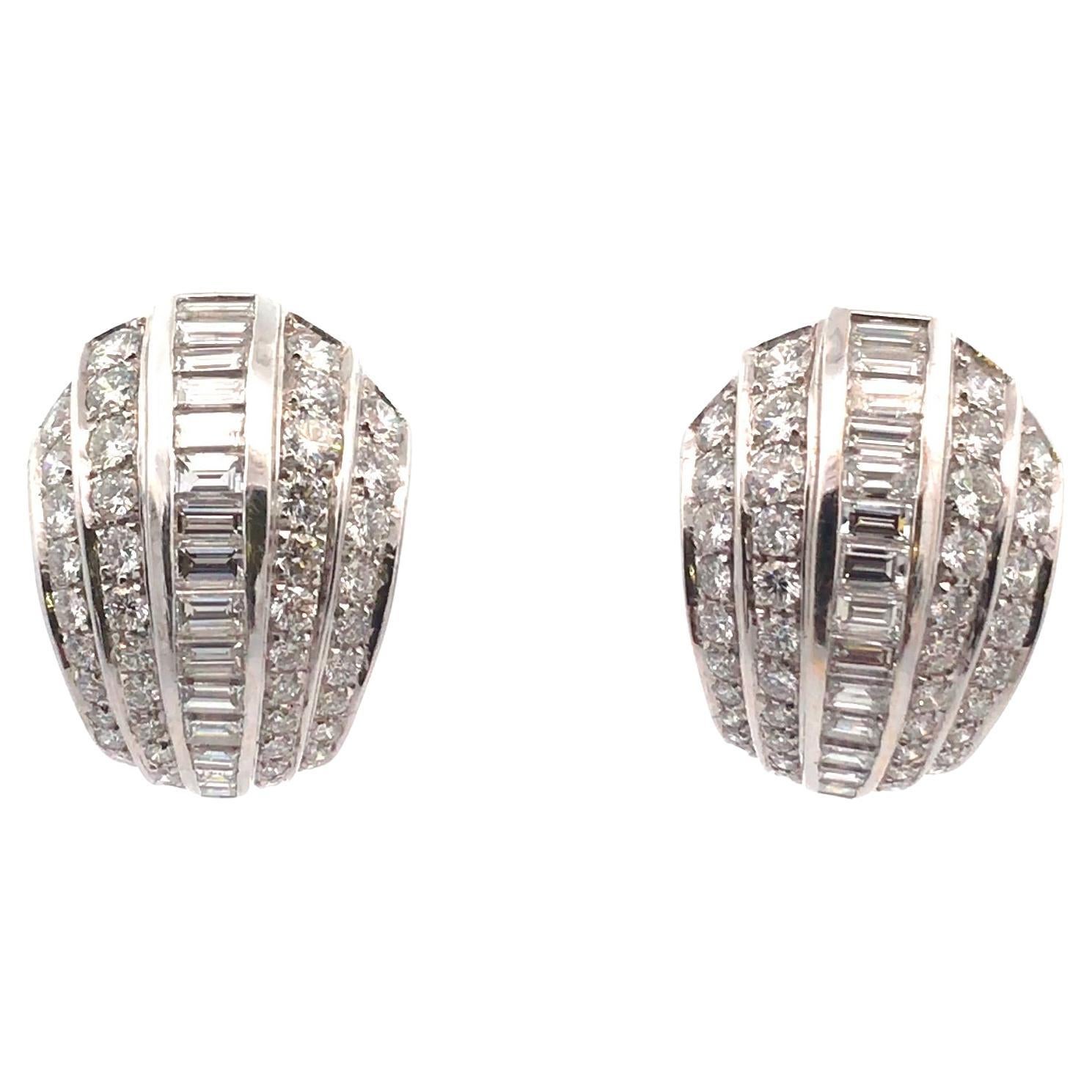 Pendientes de diamantes de oro blanco de 18 quilates