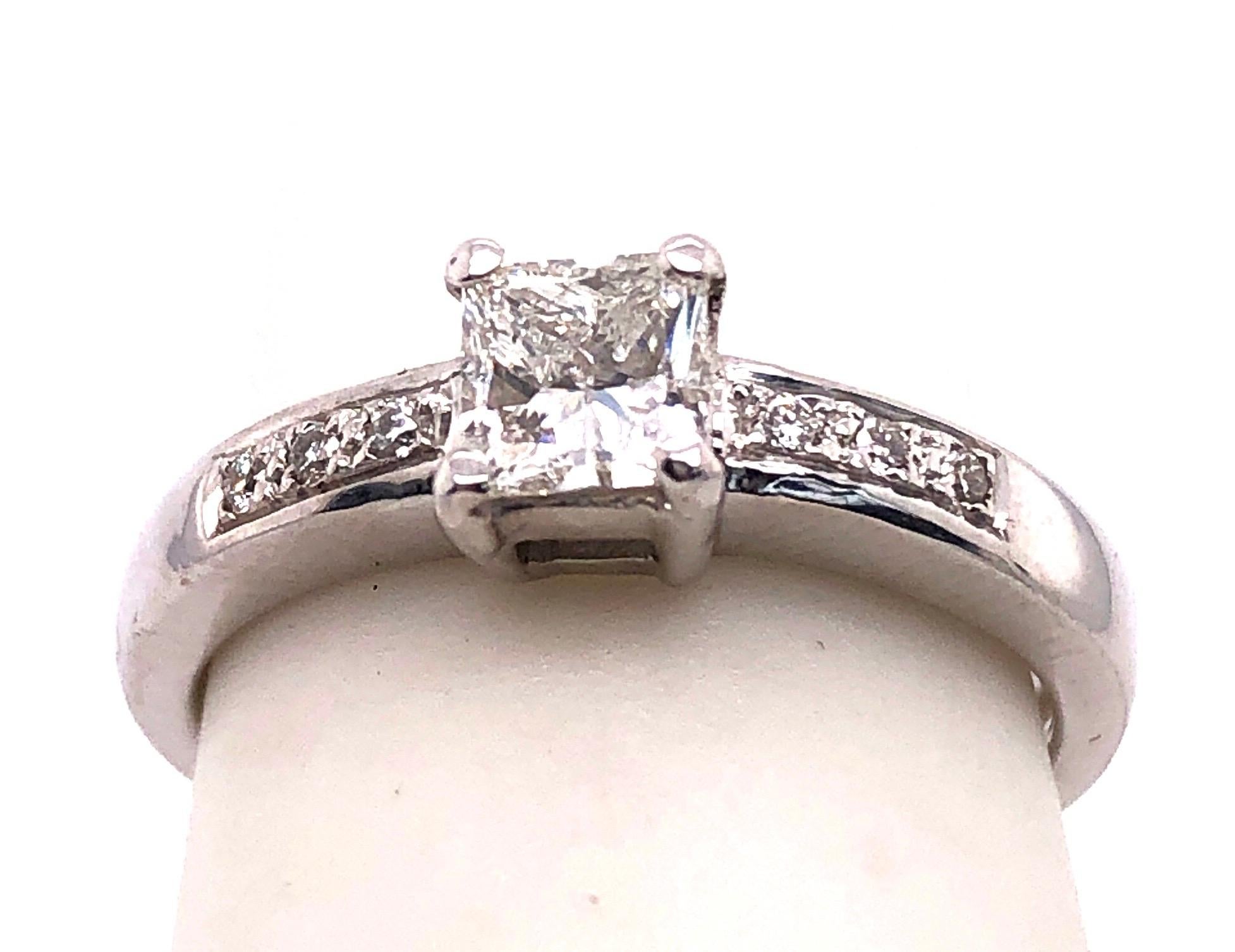 18 Karat White Gold Diamond Engagement Ring 0.80 Total Diamond Weight For Sale 2