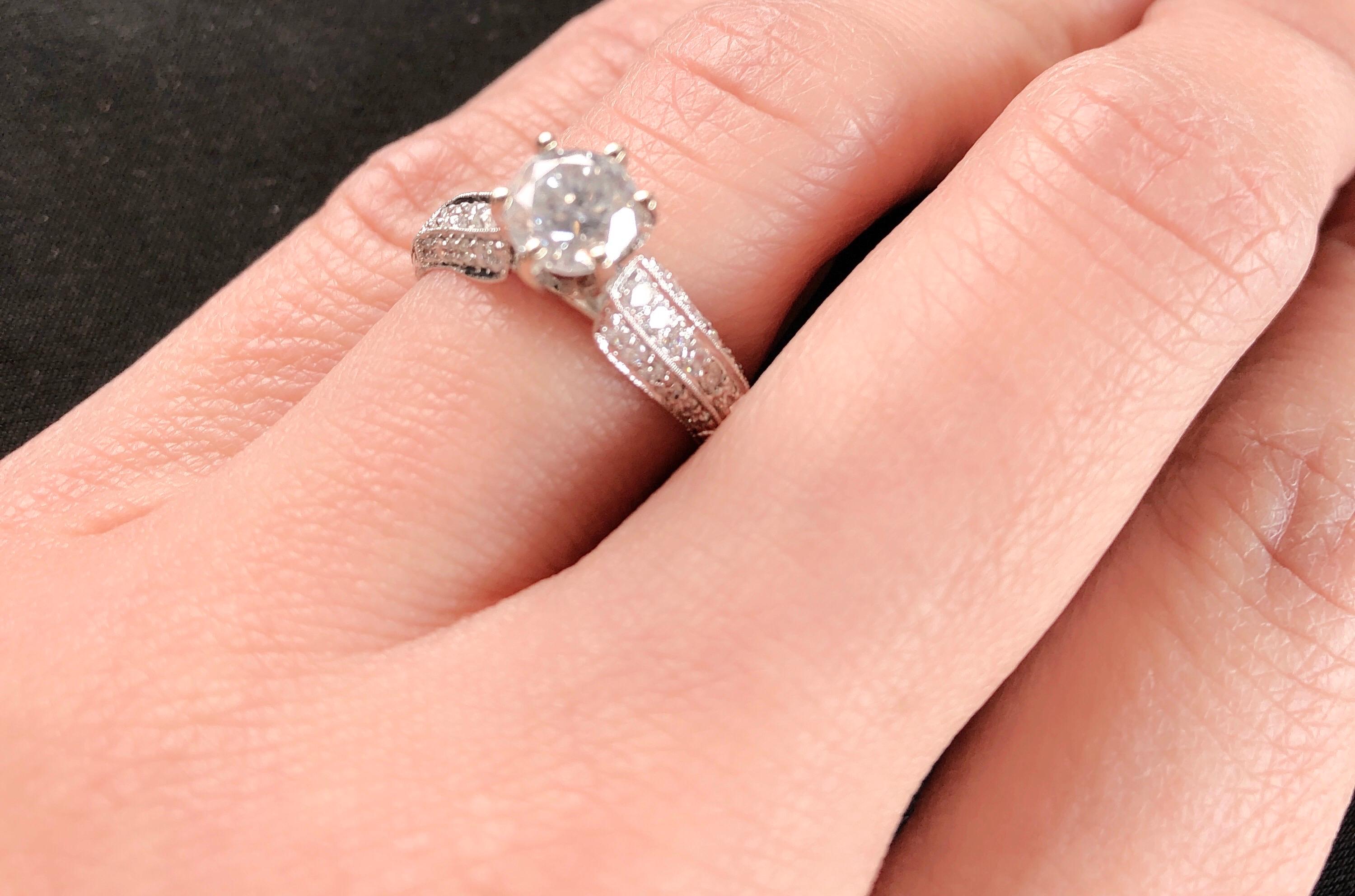 18 Karat White Gold Diamond Engagement Ring 1.40 Total Diamond Weight For Sale 6