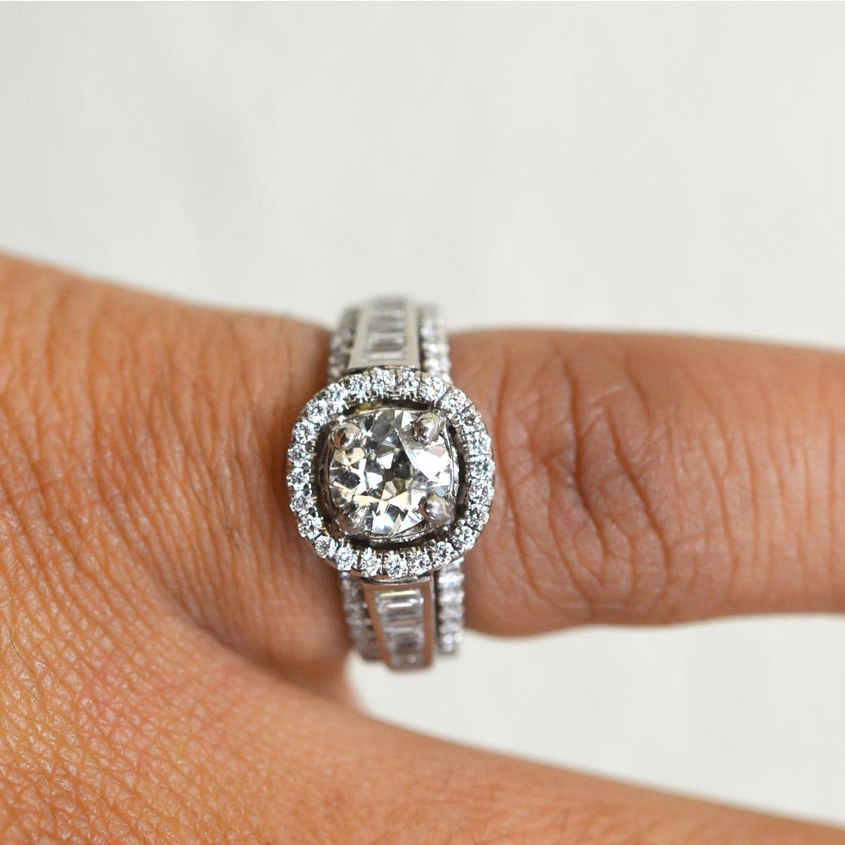 18 Karat White Gold Diamond Engagement Ring 1.55 Carat Tw 5