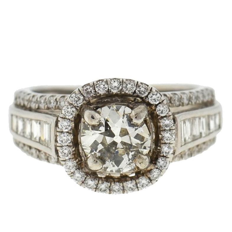 18 Karat White Gold Diamond Engagement Ring 1.55 Carat Tw