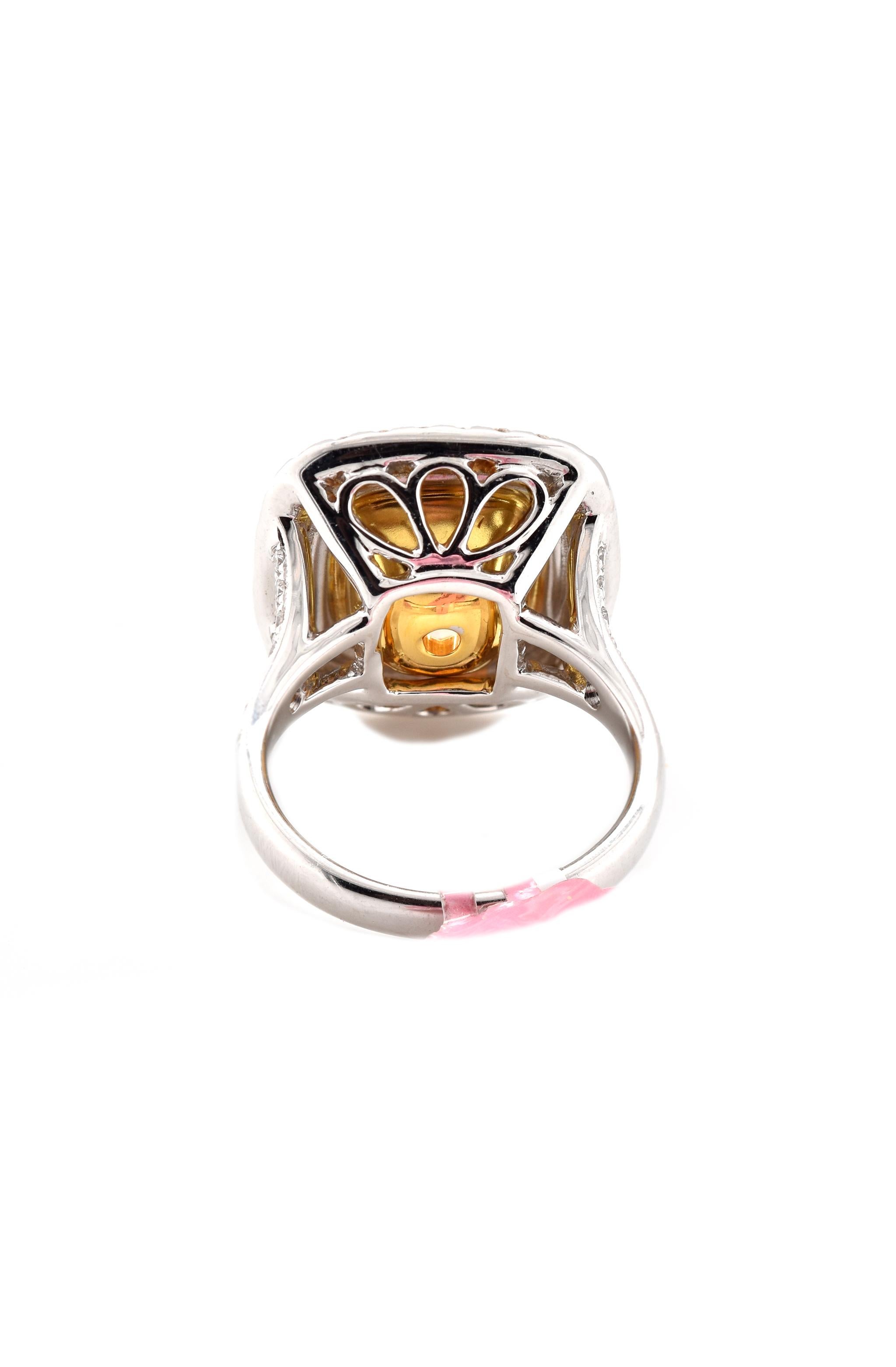 Cushion Cut 18 Karat White Gold Diamond Engagement Ring