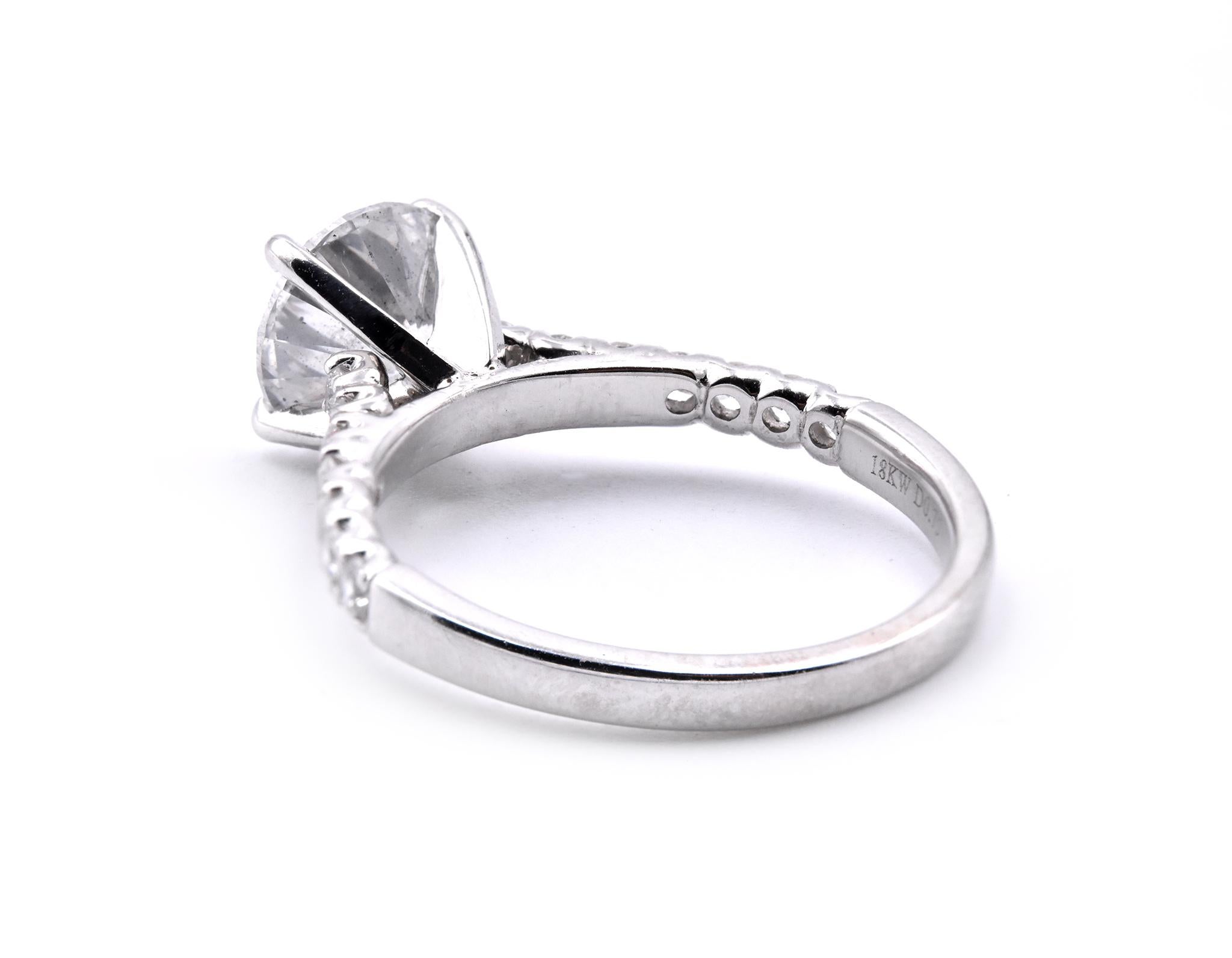 18 Karat White Gold Diamond Engagement Ring In Excellent Condition In Scottsdale, AZ