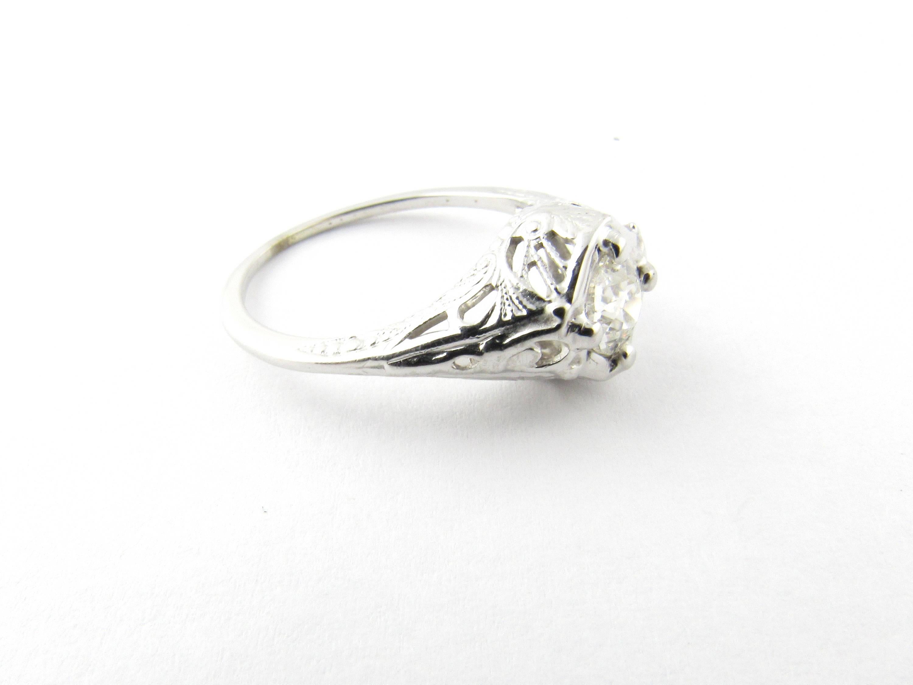 18 Karat White Gold Diamond Engagement Ring For Sale 1