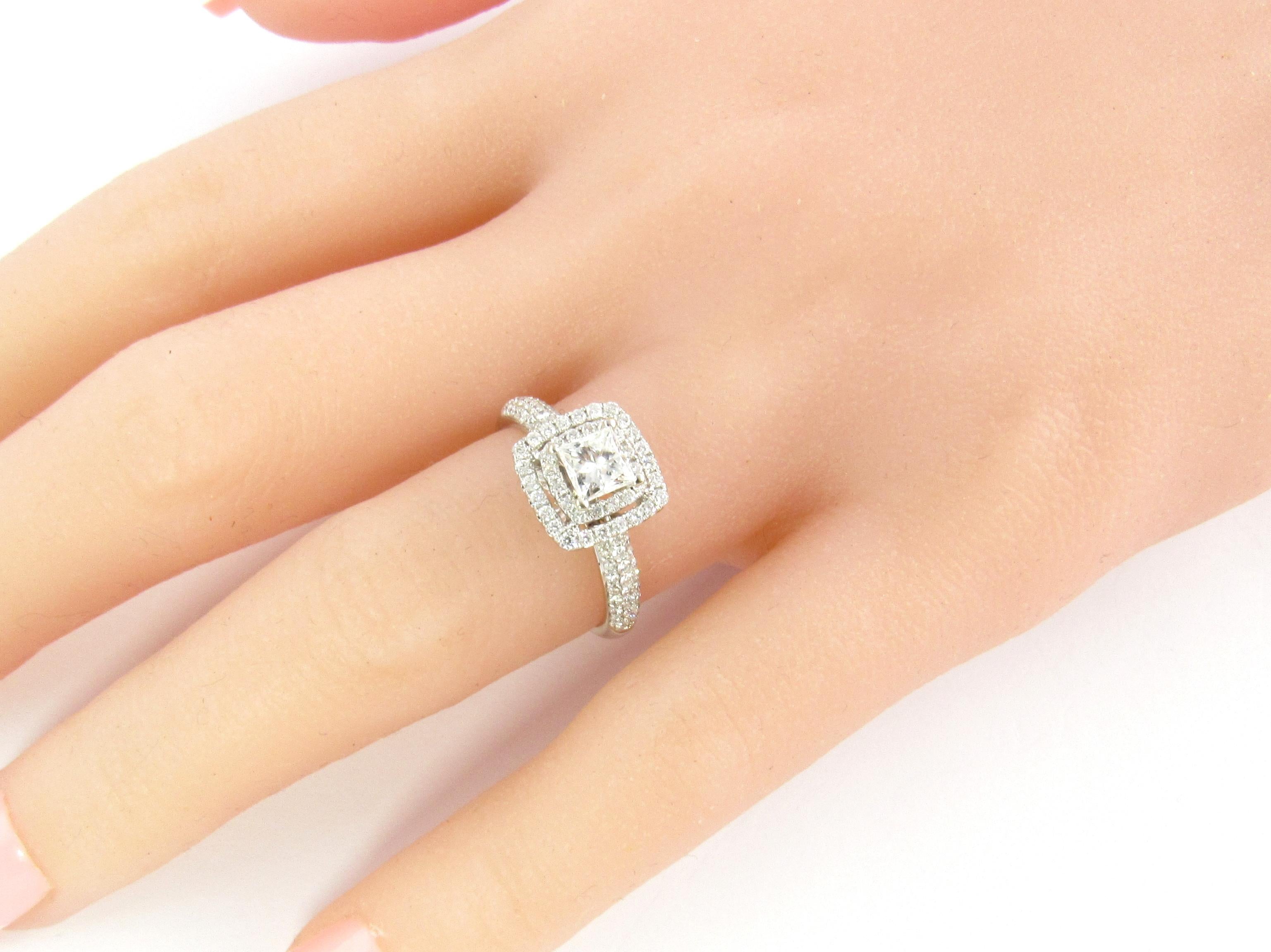 18 Karat White Gold Diamond Engagement Ring 4