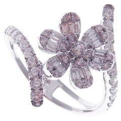 18 Karat White Gold Diamond Flower Baguette Fancy Ring