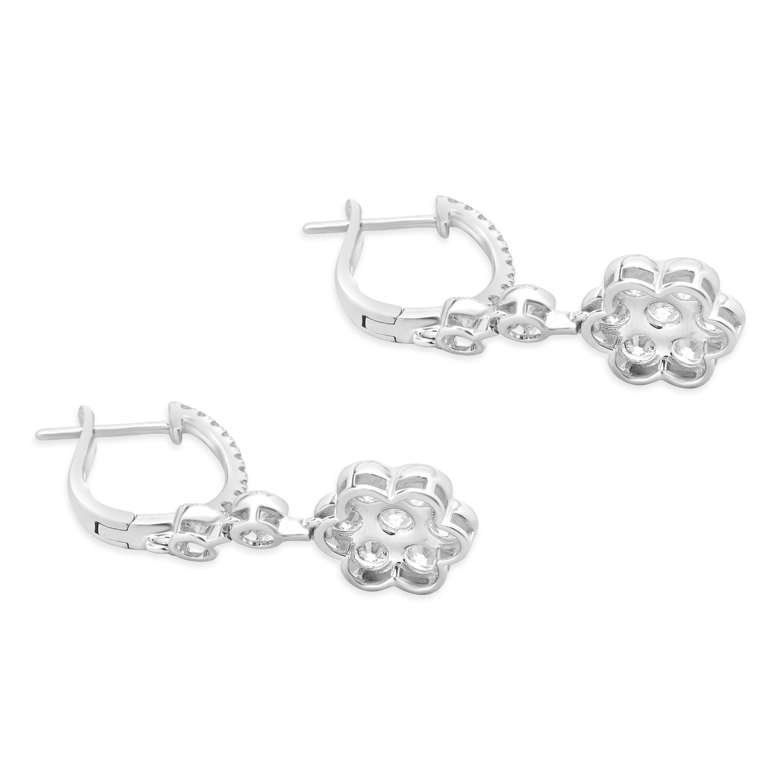 18 Karat White Gold Diamond Flower Drop Earrings In Excellent Condition For Sale In Scottsdale, AZ