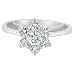 18 Karat White Gold Diamond Flower Ring