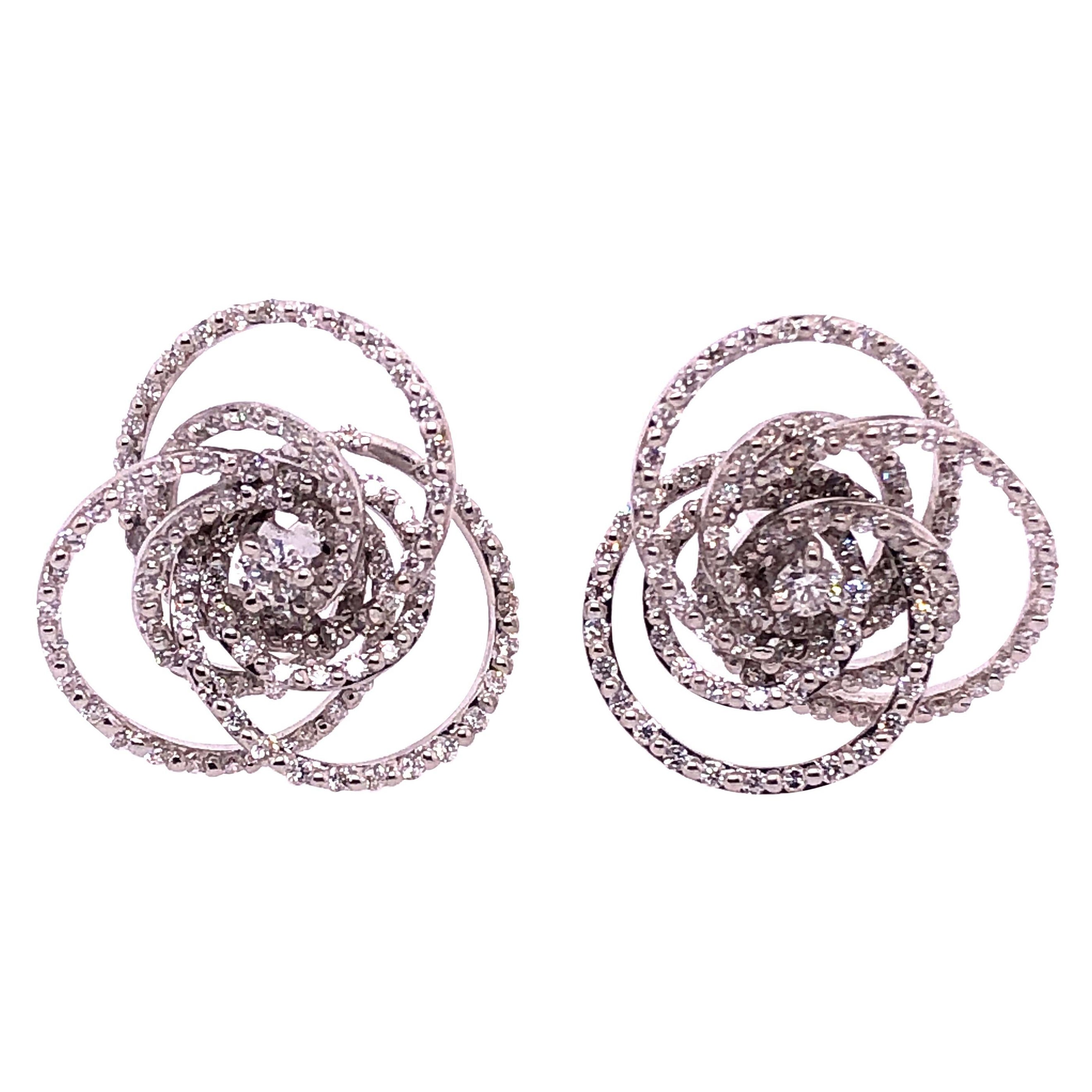 18 Karat Weißgold Diamant-Blumenwirbel-Ohrstecker von H2 bei Hammerman im Angebot