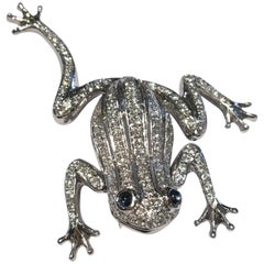 18 Karat White Gold Diamond Frog with Sapphire Cabochon Eyes Moving Limbs Brooch