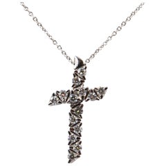 18 Karat White Gold Diamond Garavelli Cross Pendant with Choker