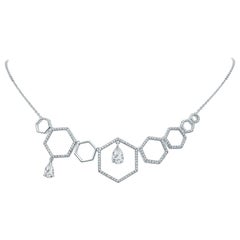 Collier grand halo en or blanc 18 carats