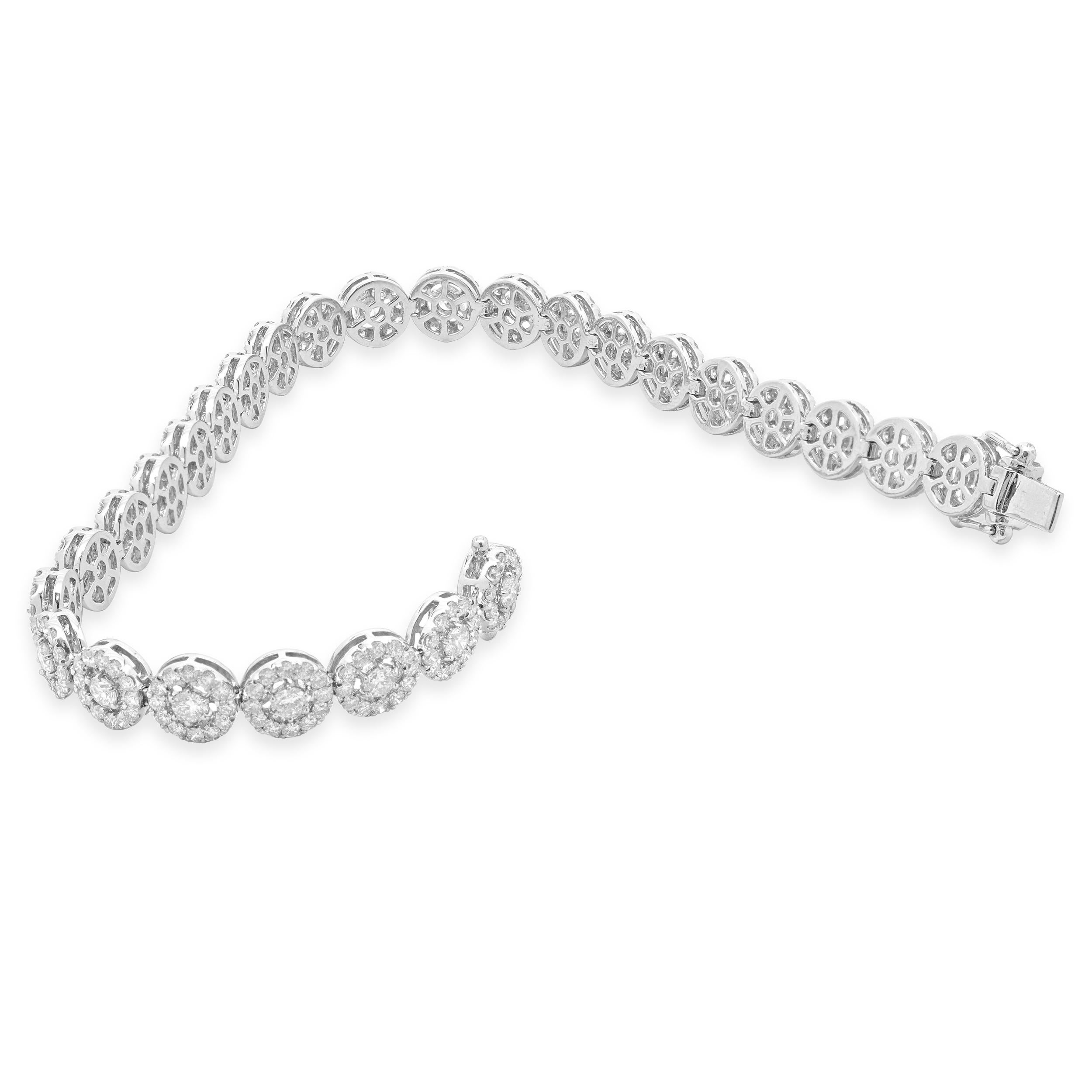 Pulsera en línea con halo de diamantes en oro blanco de 18 quilates en Excelente estado para la venta en Scottsdale, AZ