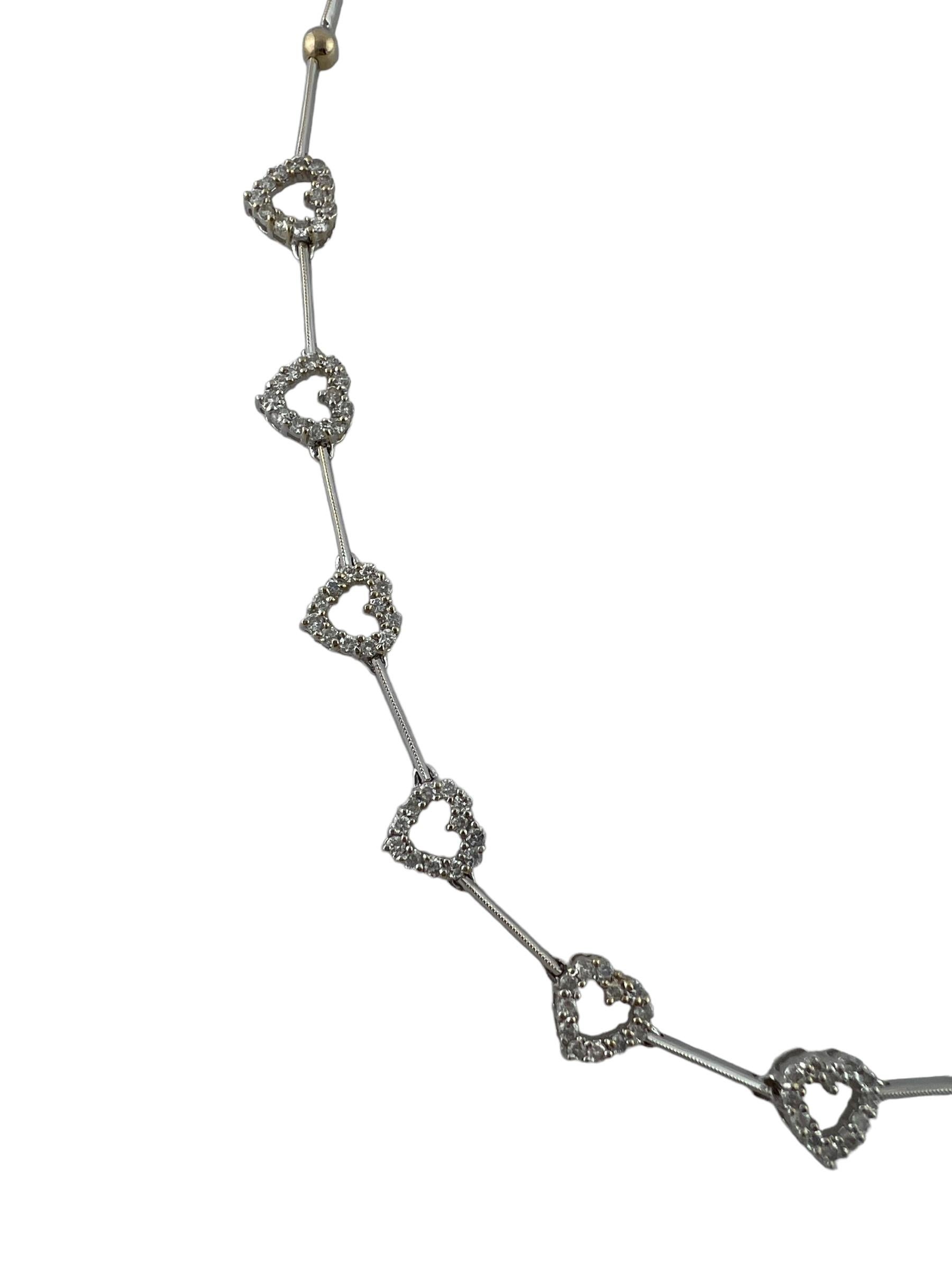 18 Karat White Gold Diamond Heart Necklace For Sale 3