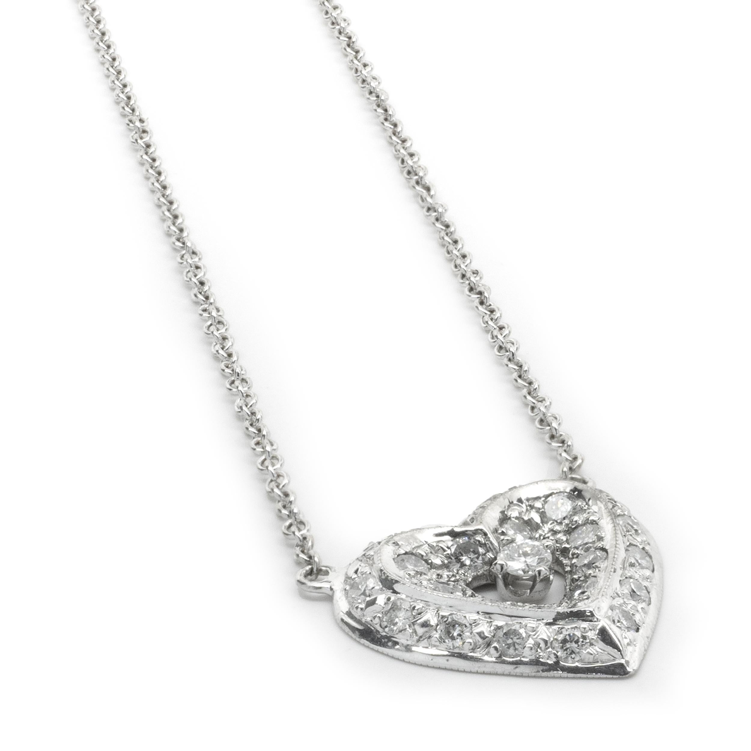 18 Karat White Gold Diamond Heart Necklace In Excellent Condition For Sale In Scottsdale, AZ