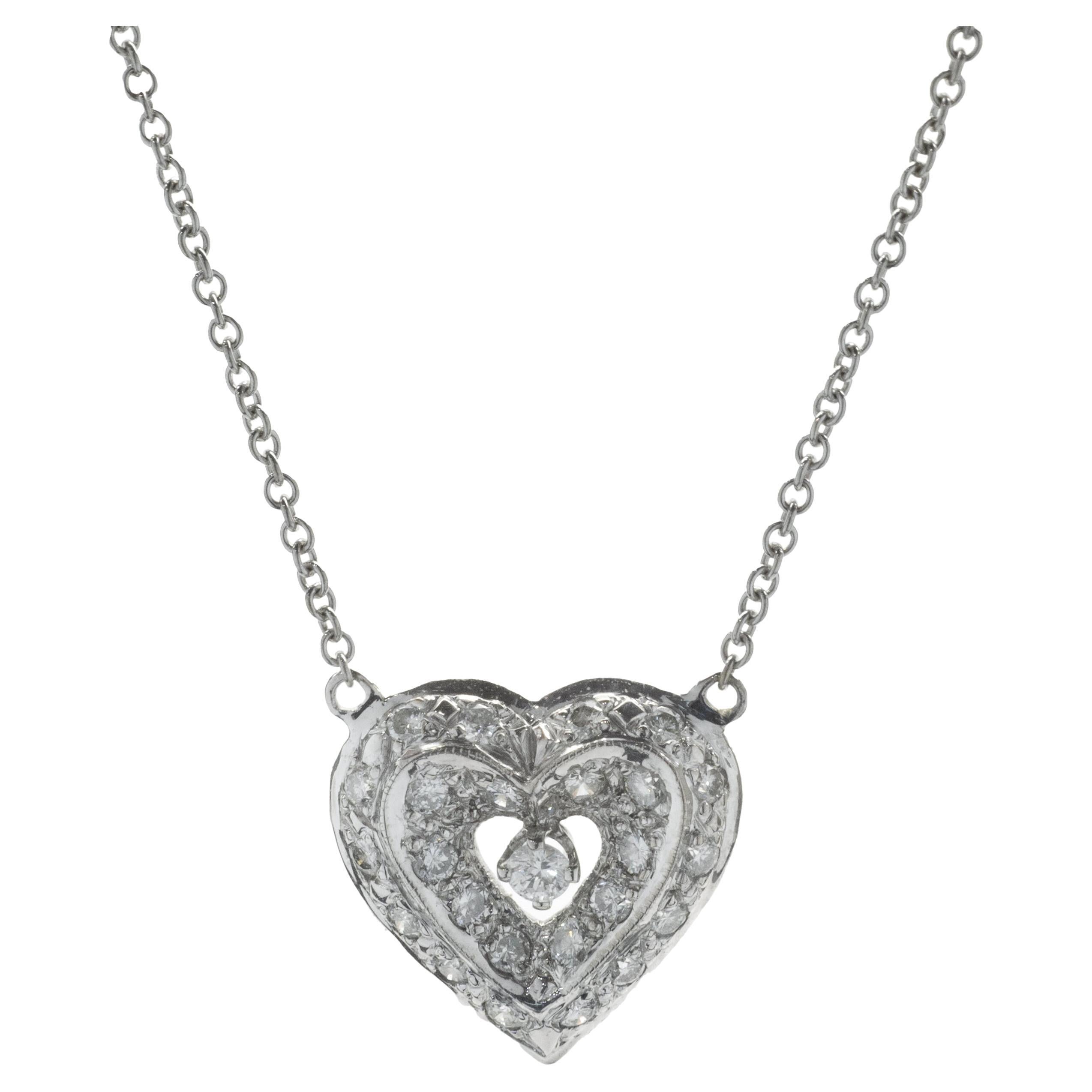 18 Karat White Gold Diamond Heart Necklace For Sale