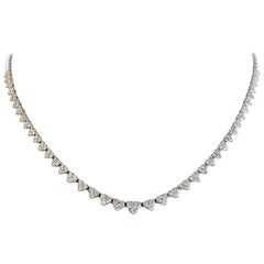 18 Karat White Gold Diamond Heart Tennis Style Necklace