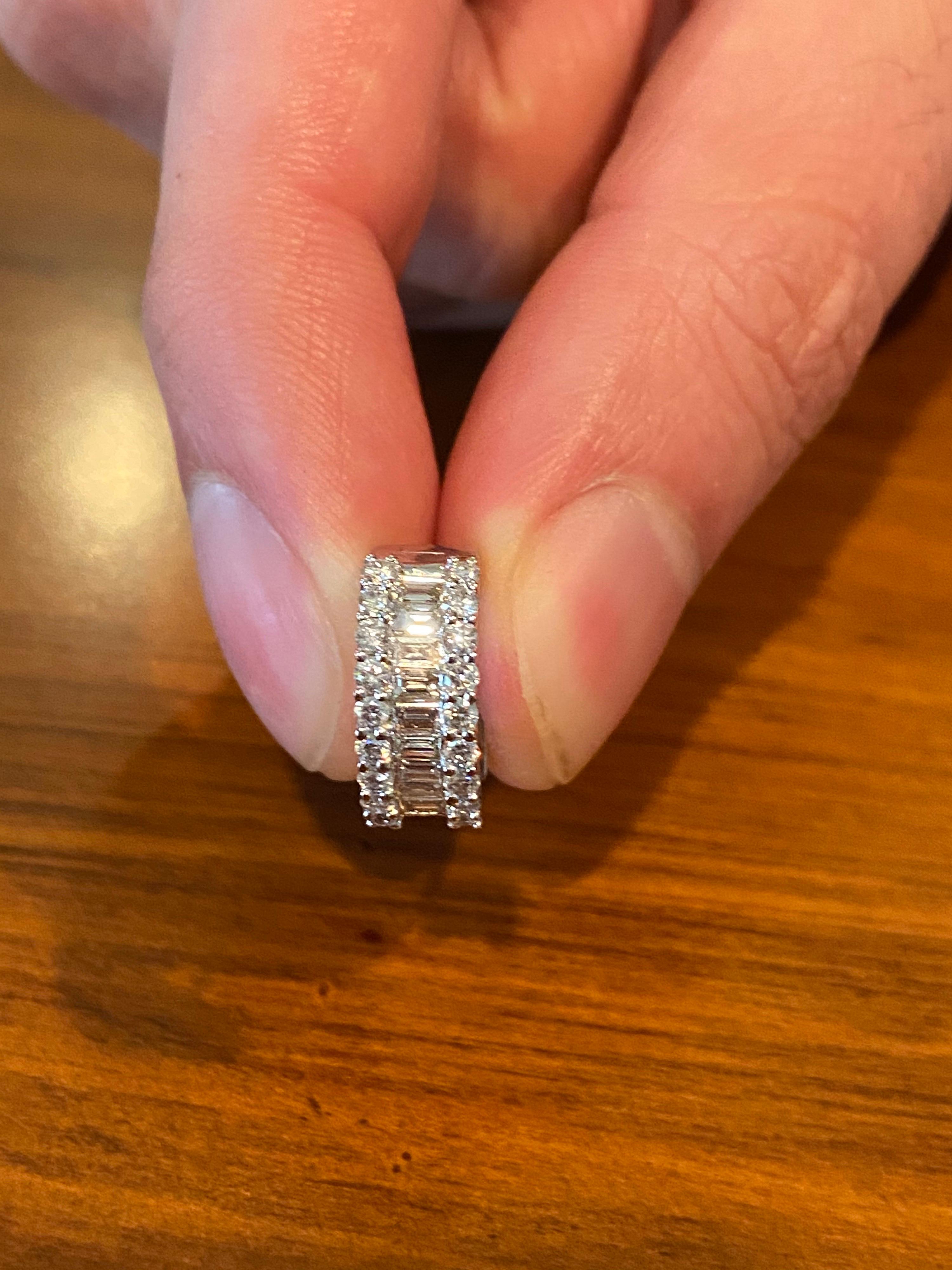18ct white gold 1.37cttw diamond pave ring