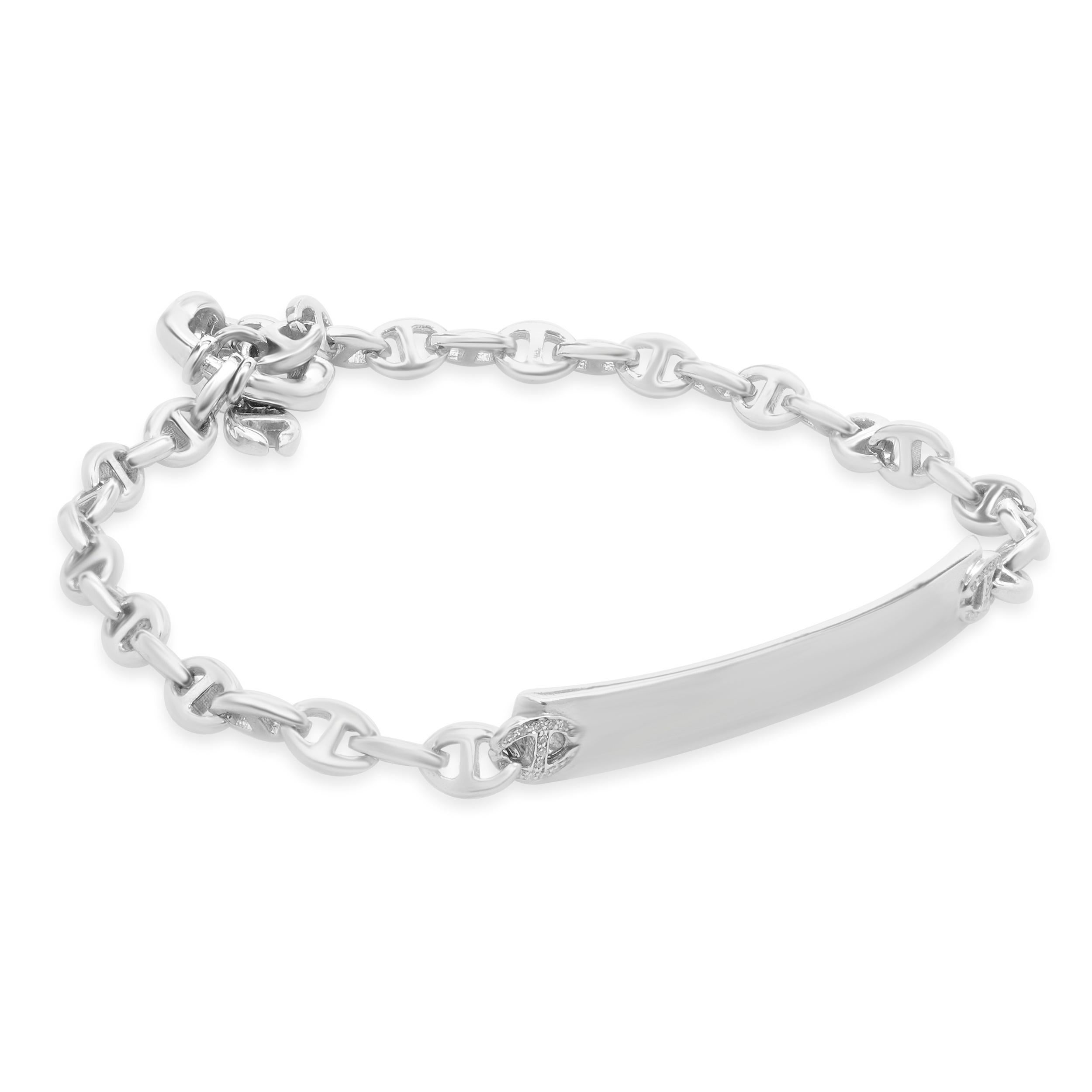 Designer : design personnalisé
Matériau : Or blanc 18K
Diamant : 36 diamants ronds de taille brillant = 0,15cttw
Couleur : H
Clarté : SI1
Dimensions : le bracelet convient à un poignet de 7.5 pouces maximum.
Poids : 15.50 grammes

