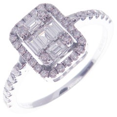 Bague halo d'illusion en or blanc 18 carats et diamants