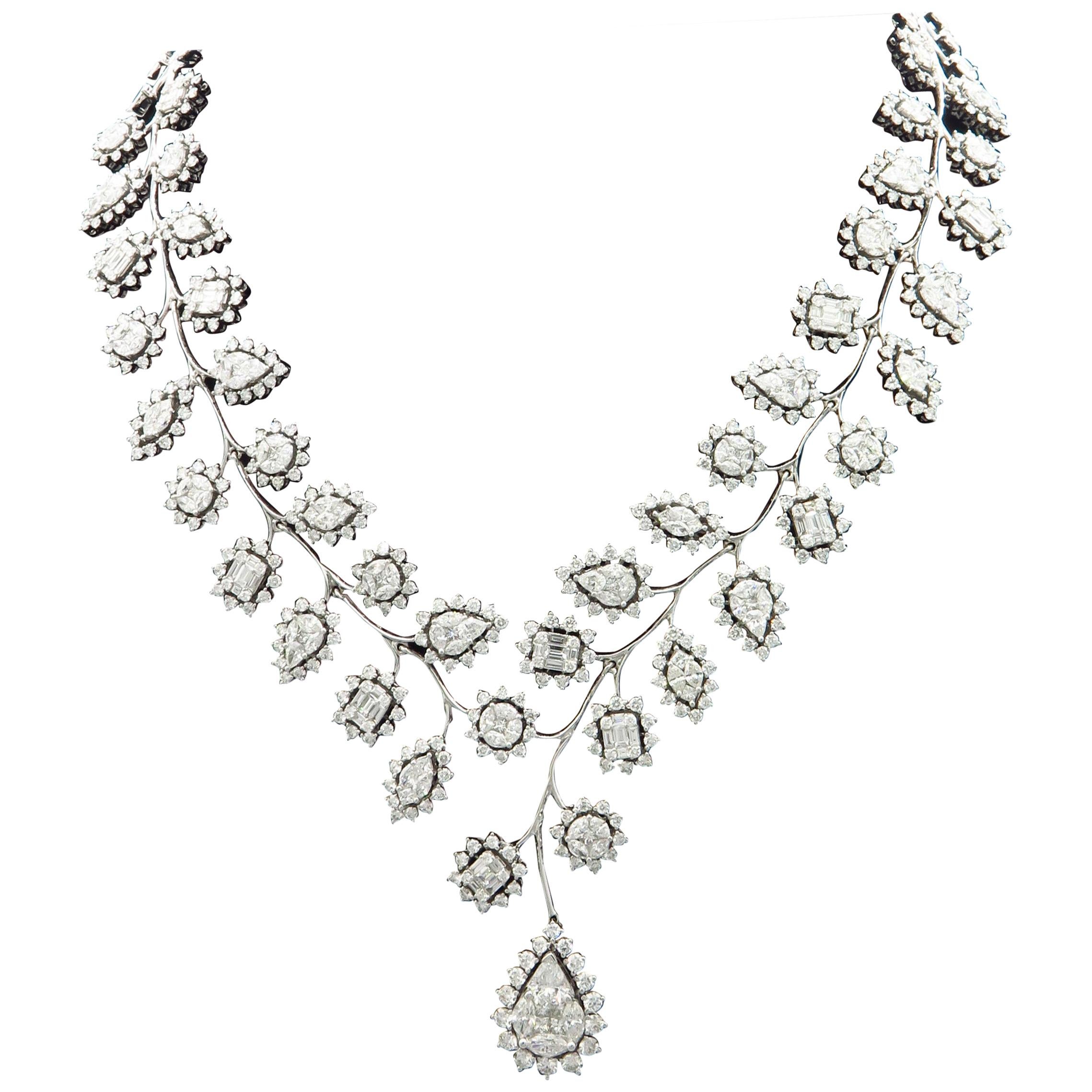 18 Karat White Gold Diamond Illusion Leaf Cocktail Necklace For Sale