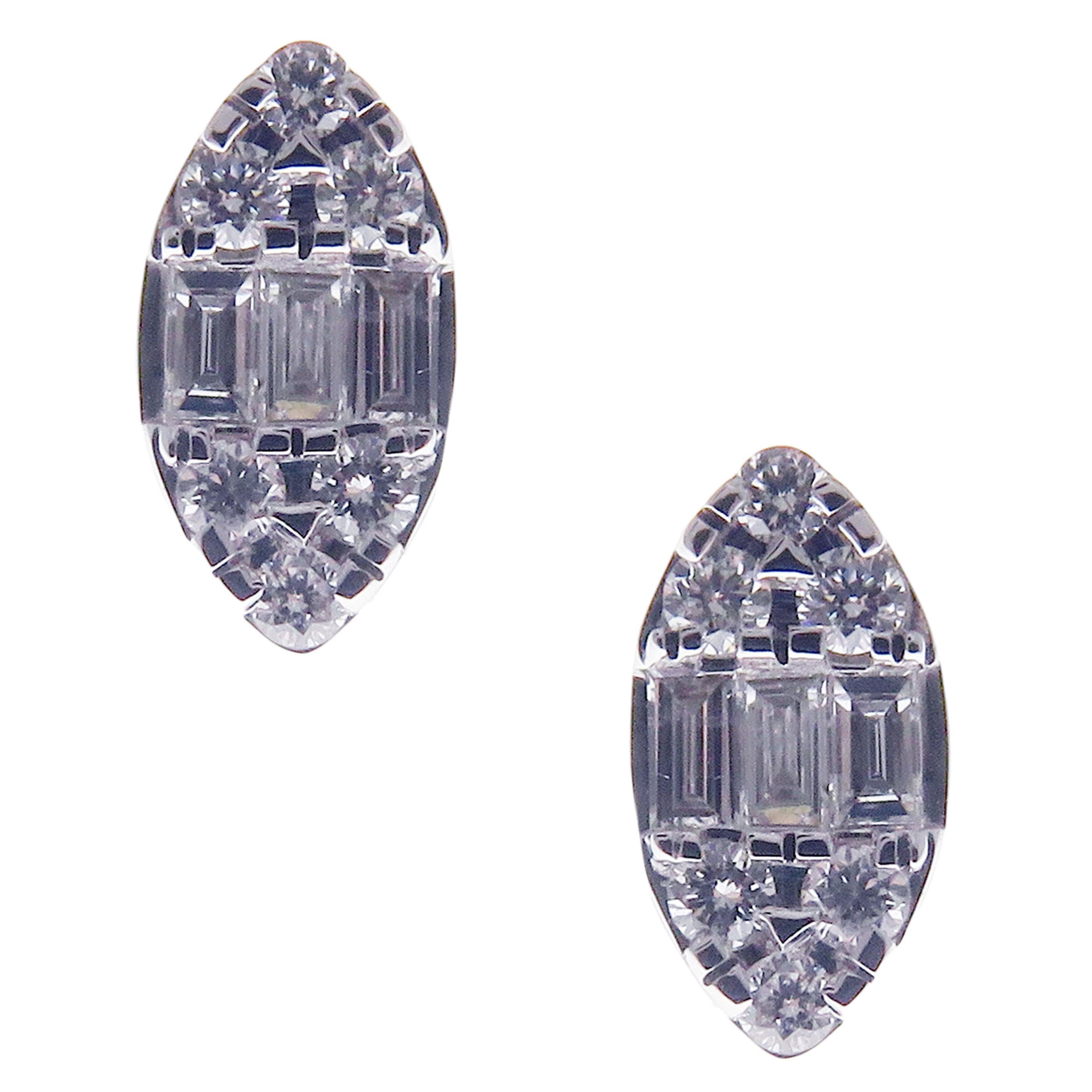 This round and baguette combination diamond illusion marquise-shape stud earring is crafted in 18-karat white gold, featuring 12 round white diamonds totaling of 0.10 carats and 6 baguette white diamonds totaling of 0.09 carats.
Approximate total