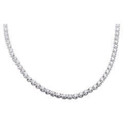 18 Karat White Gold Diamond Inline Tennis Necklace