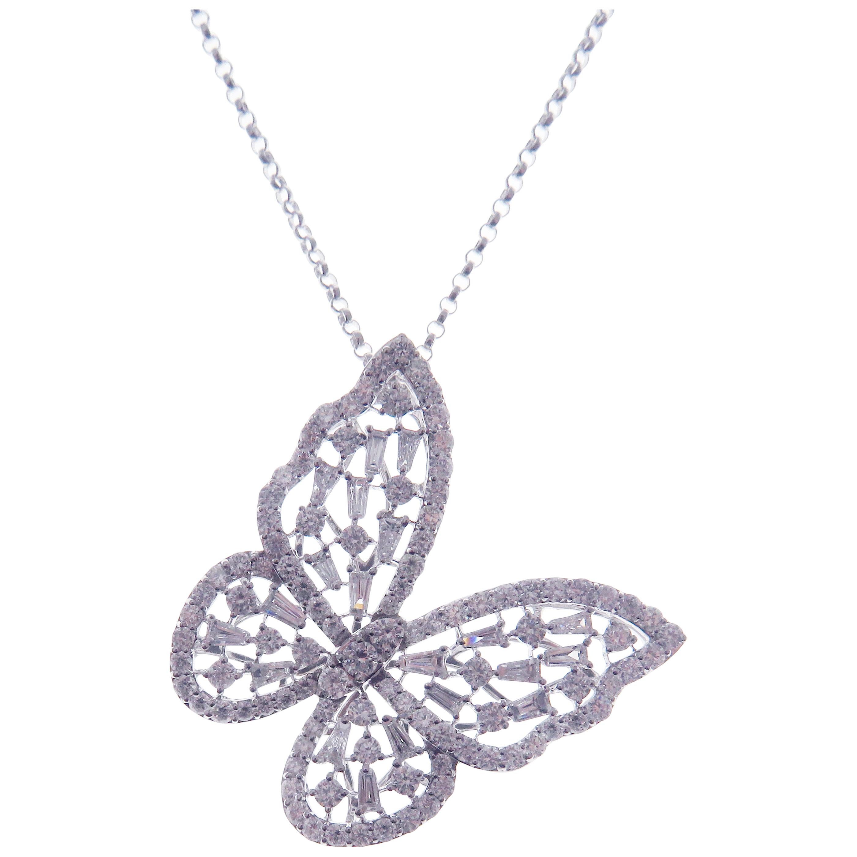 Round Cut 18 Karat White Gold Diamond Large Butterfly Necklace For Sale