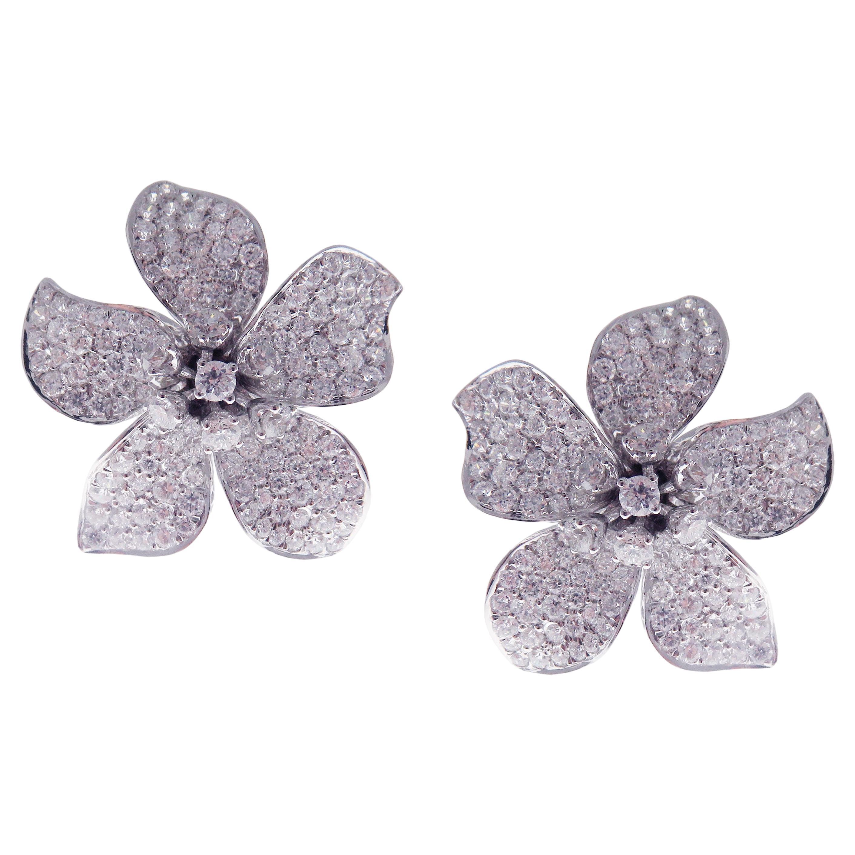 18 Karat White Gold Diamond Large Classic Pave Flower Earring For Sale